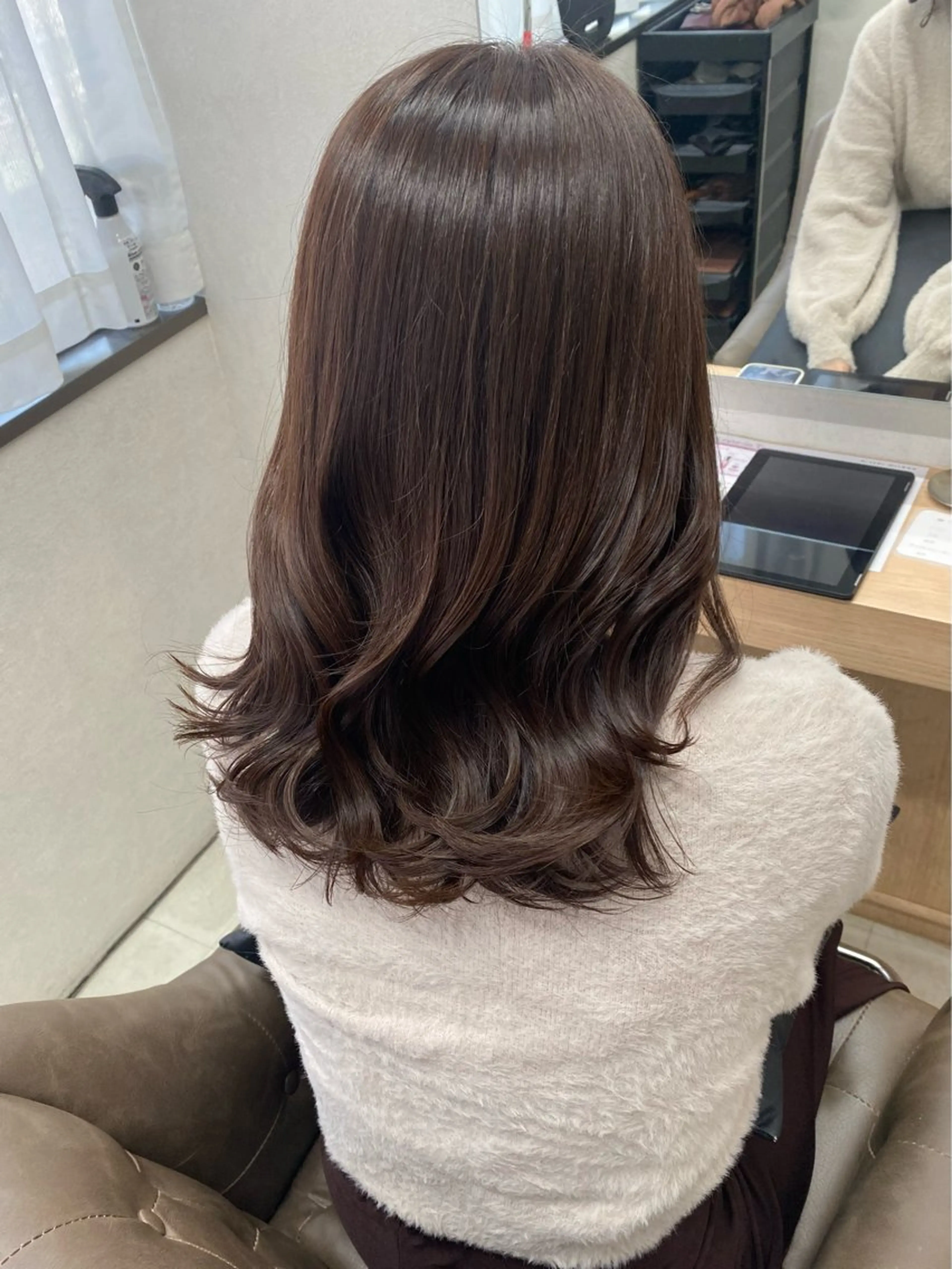 セミロング ラベンダーブラウン カット ヘアカラー トリートメント HARUKA🍒 toccaのヘアスタイル