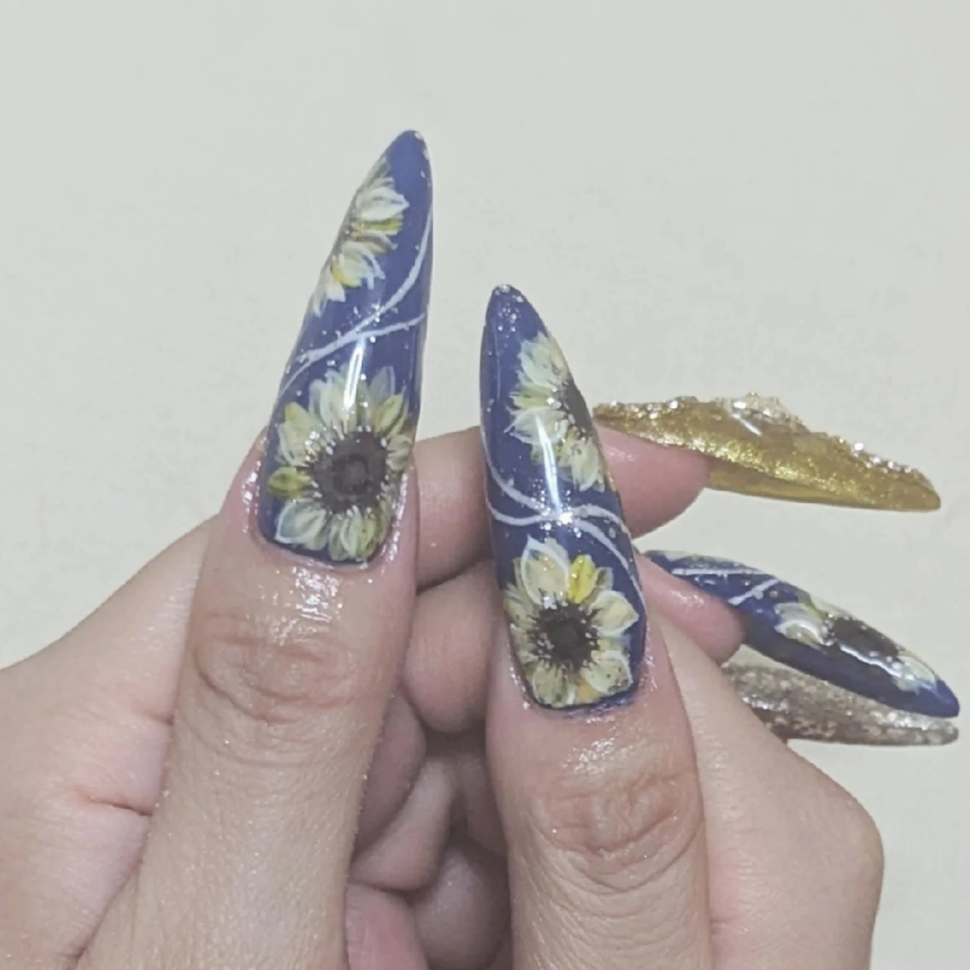 ネイル Lily nail 船橋 yuki🍒のネイルデザイン