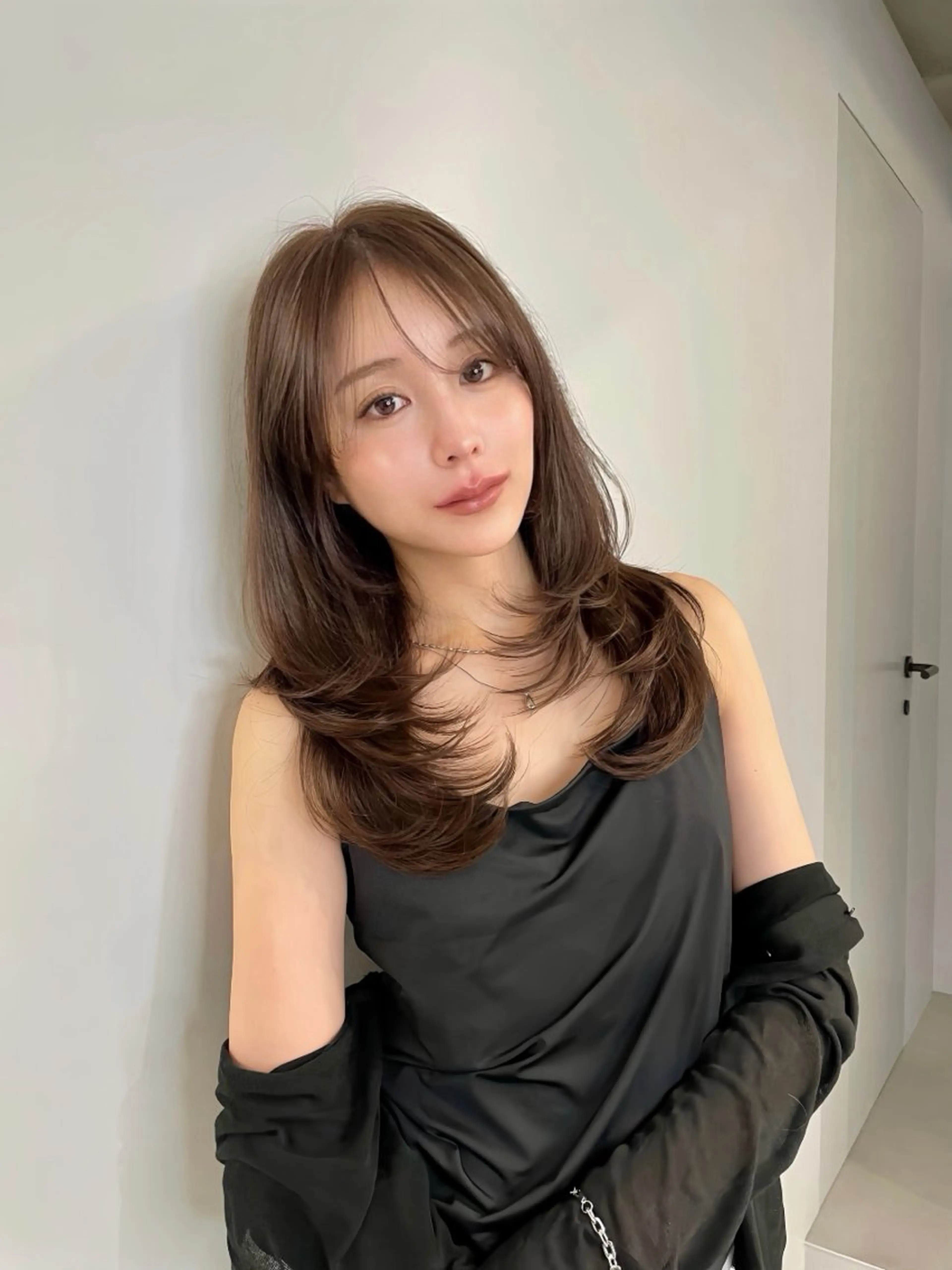 人気No.1🌟【韓国レイヤーカット🇰🇷】カット+イルミナケアカラー+トリートメントの写真