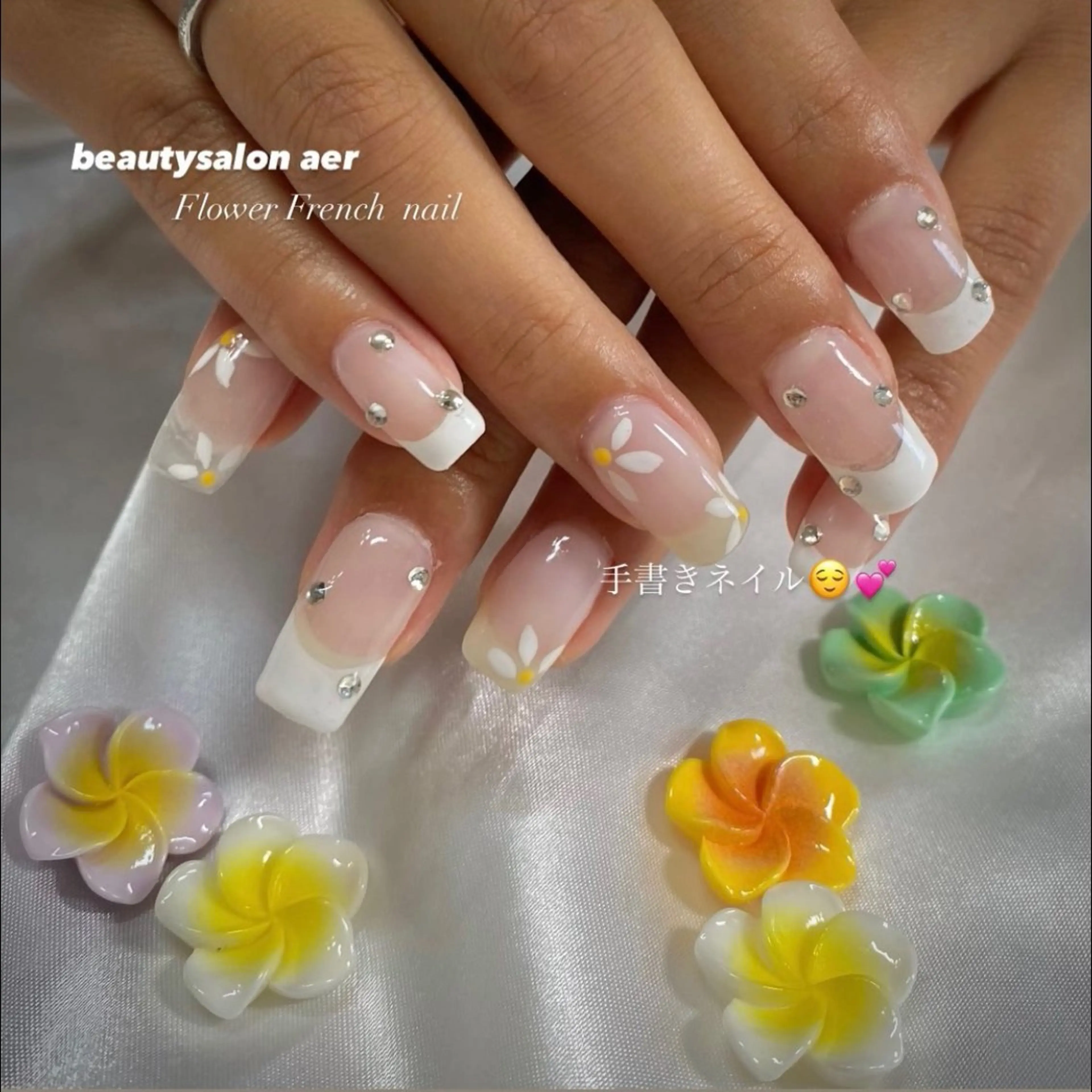 ネイル デコパーツが得意♪ ネイル/眉毛/エステの眉毛・アイブロウイメージ