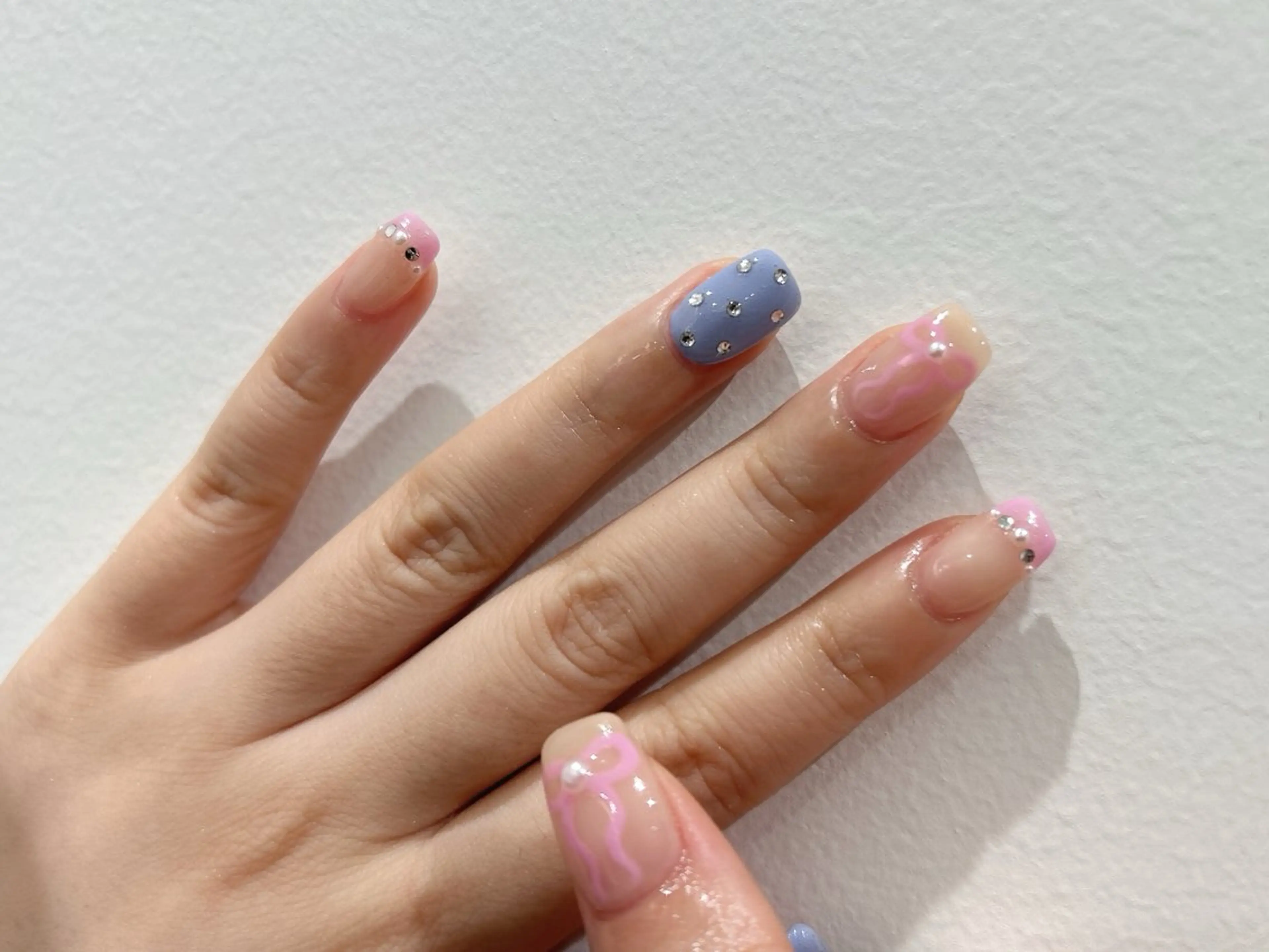 ネイル ハンドネイル フットネイル tote. sumileのネイルデザイン