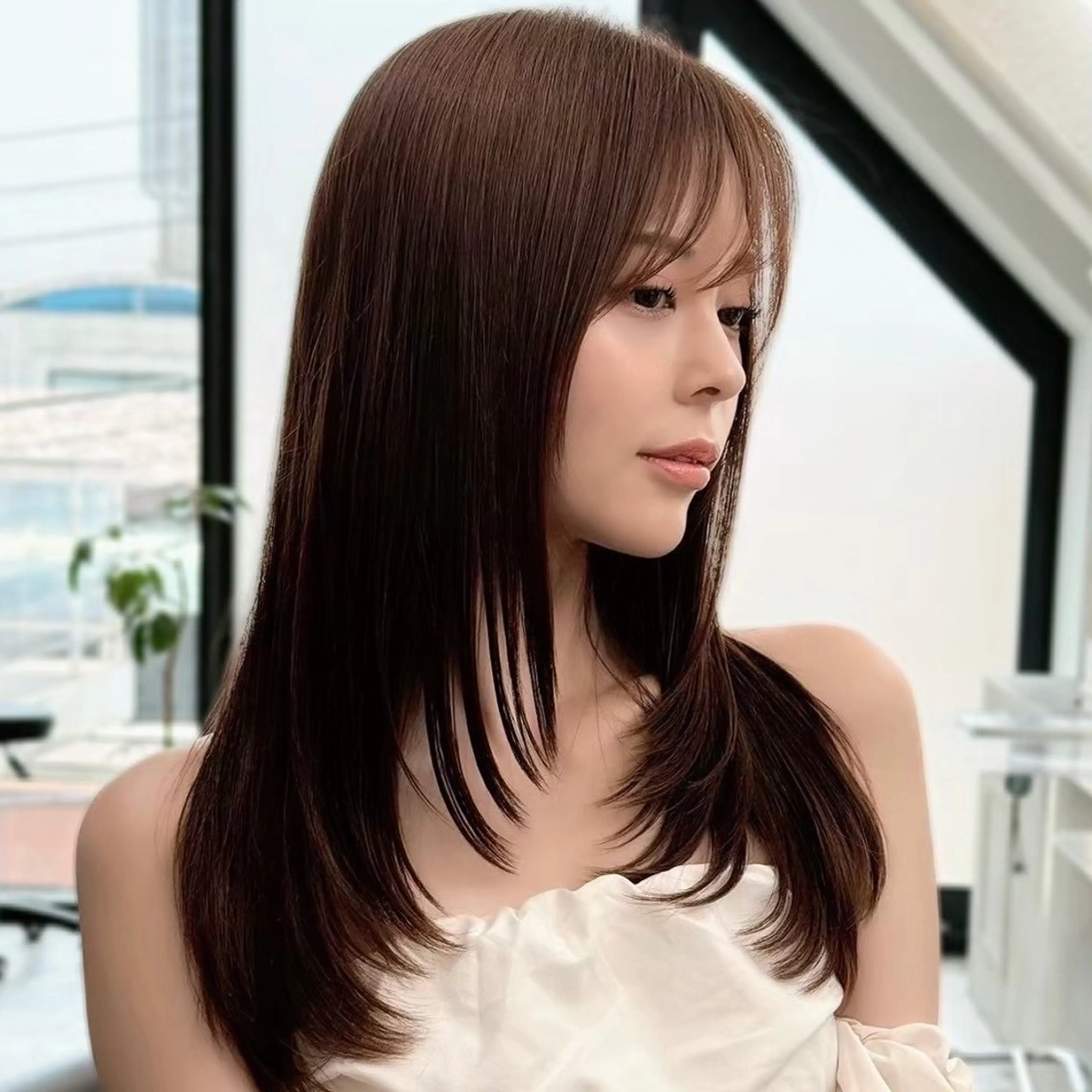 ロング ボブ/レイヤー/ 縮毛矯正/ 渡邊莉玖のヘアスタイル