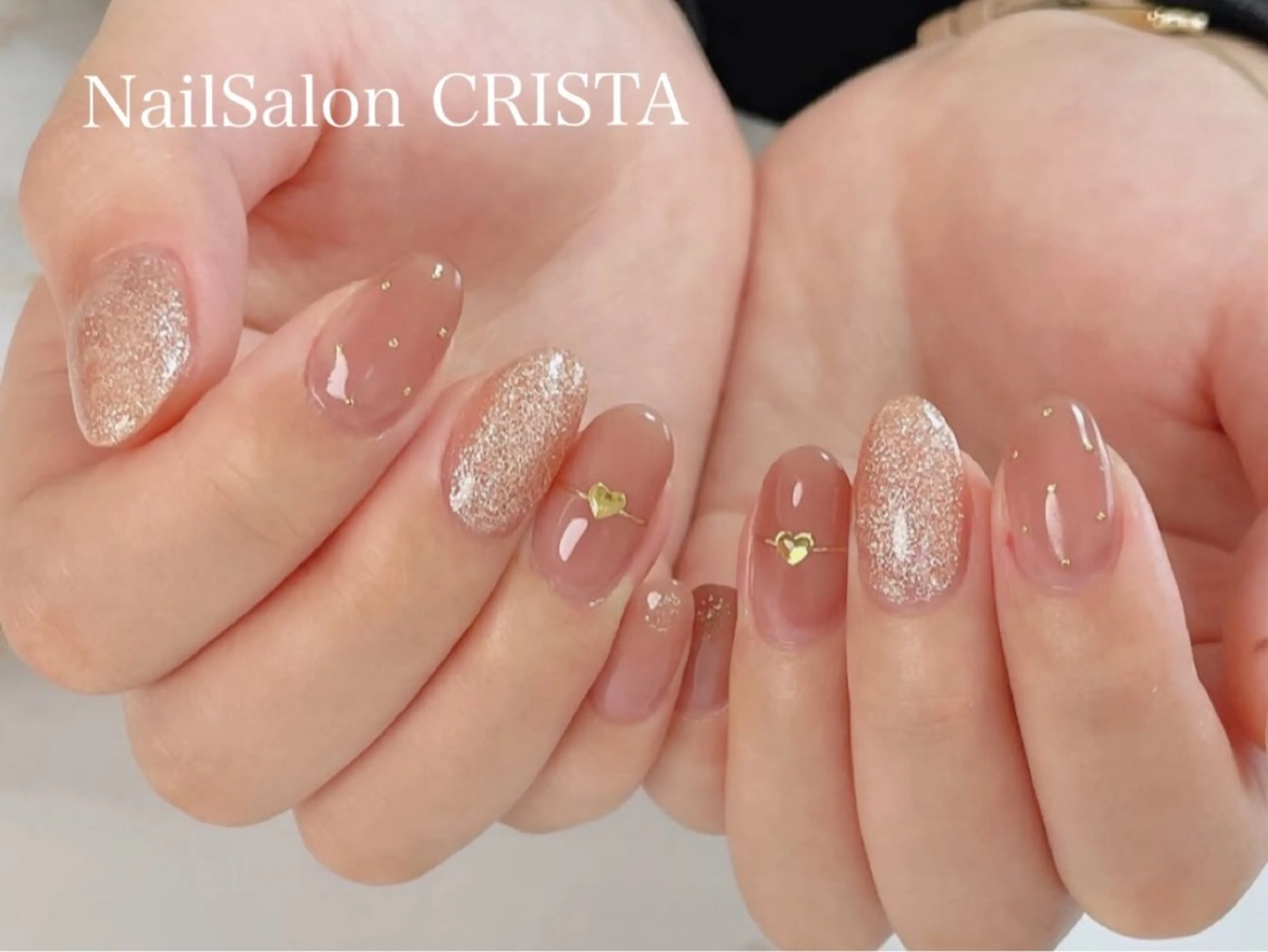 ネイル ジェルネイル パラジェル ハンドネイル CRISTA MOMOのネイルデザイン