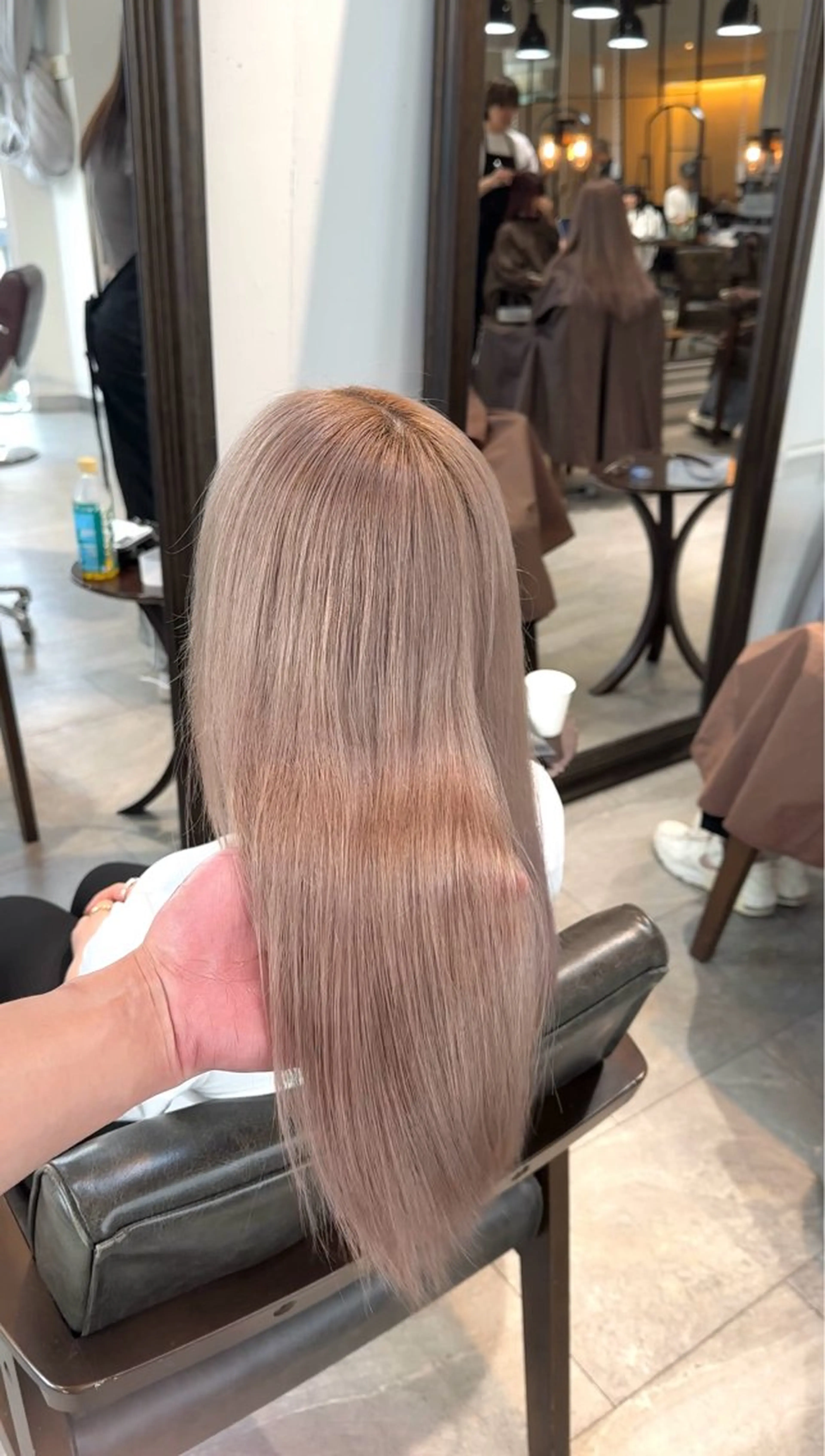 ミディアム カラー パーマ ヘアアレンジ ヘアカラー トリートメント ブリーチカラー🤍 颯馬🐈‍⬛のヘアスタイル