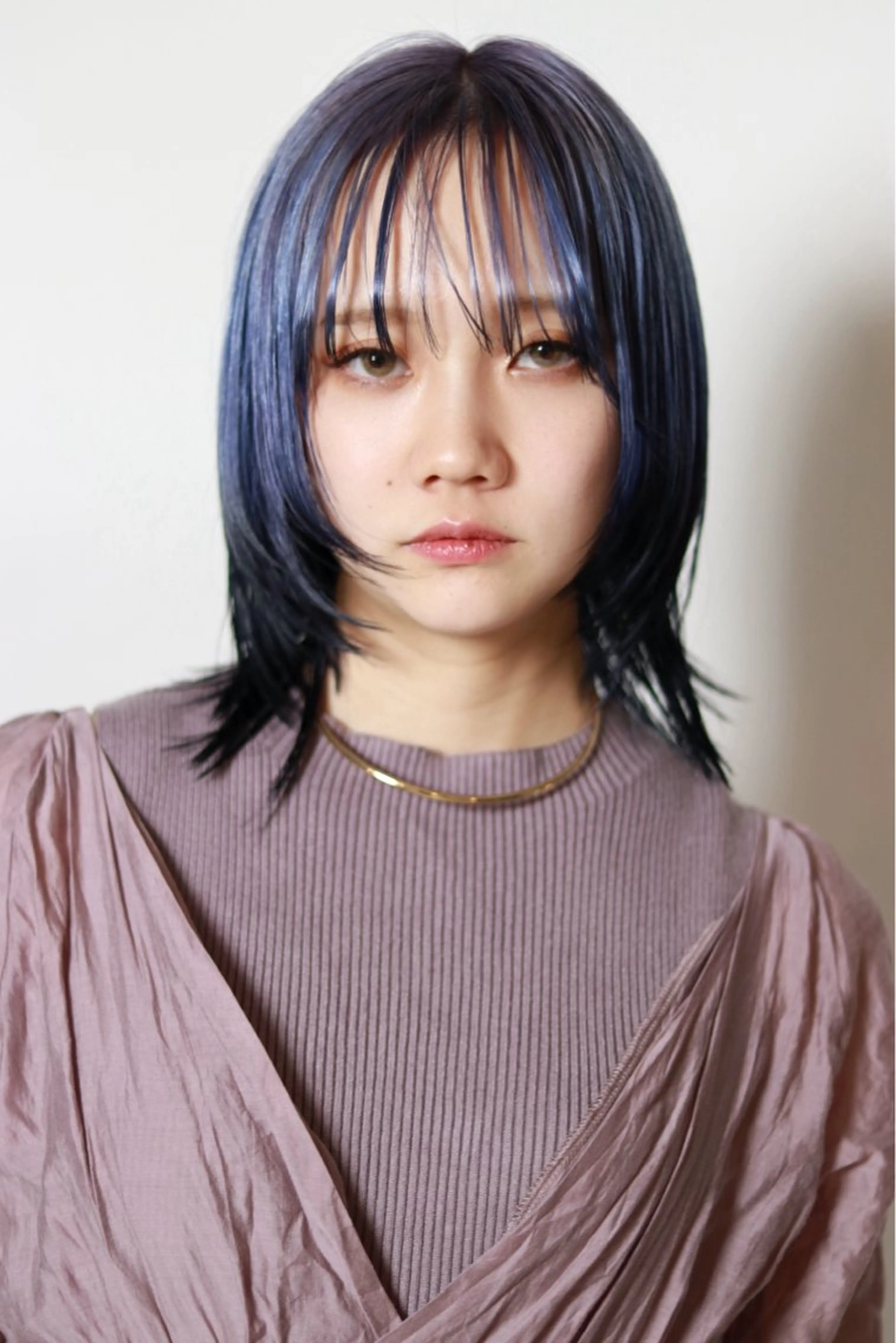 セミロング カラー 浅野 匠のヘアスタイル