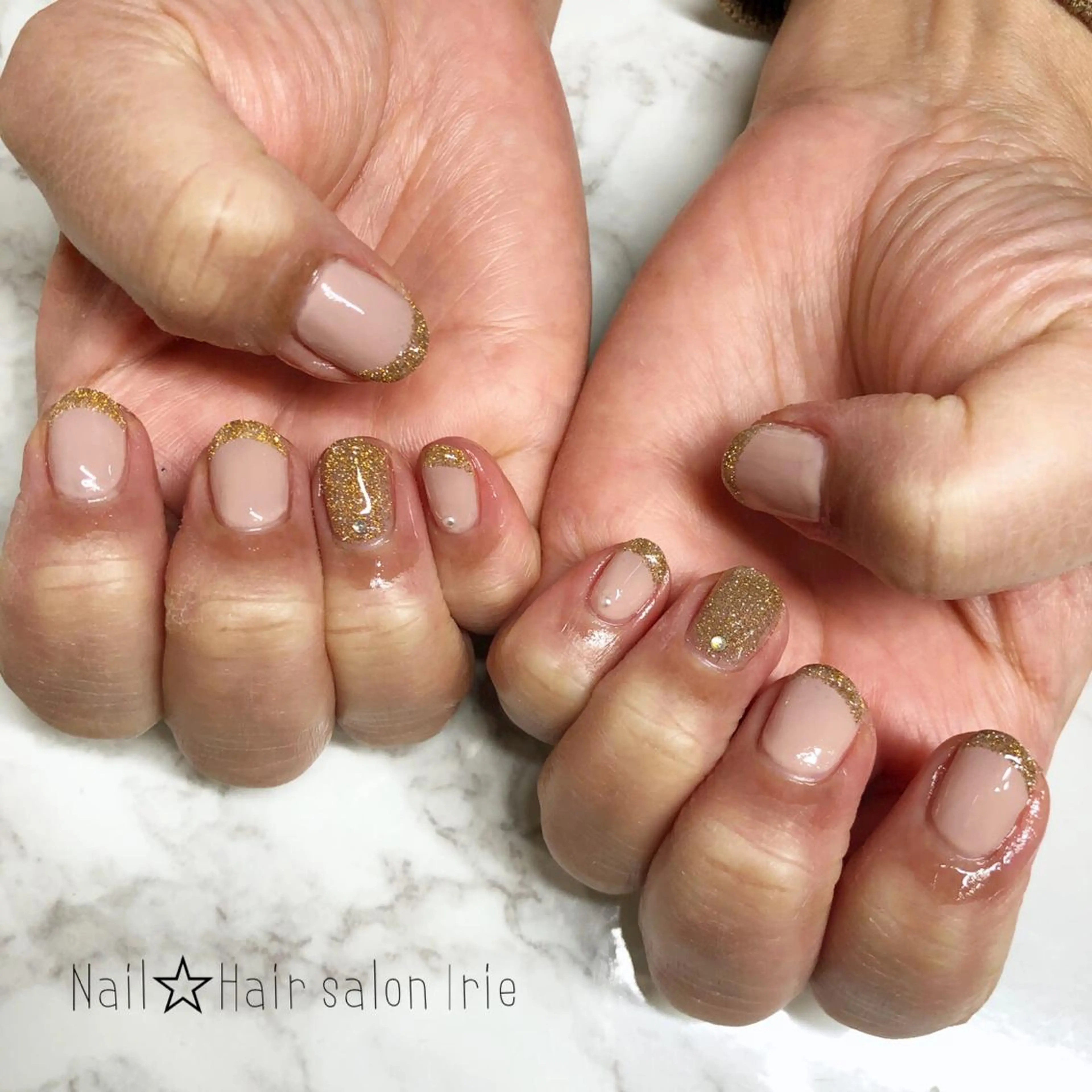 ネイル フラッシュネイル ハンドネイル Hair salon Irie所属・與儀 知佳のネイルデザイン