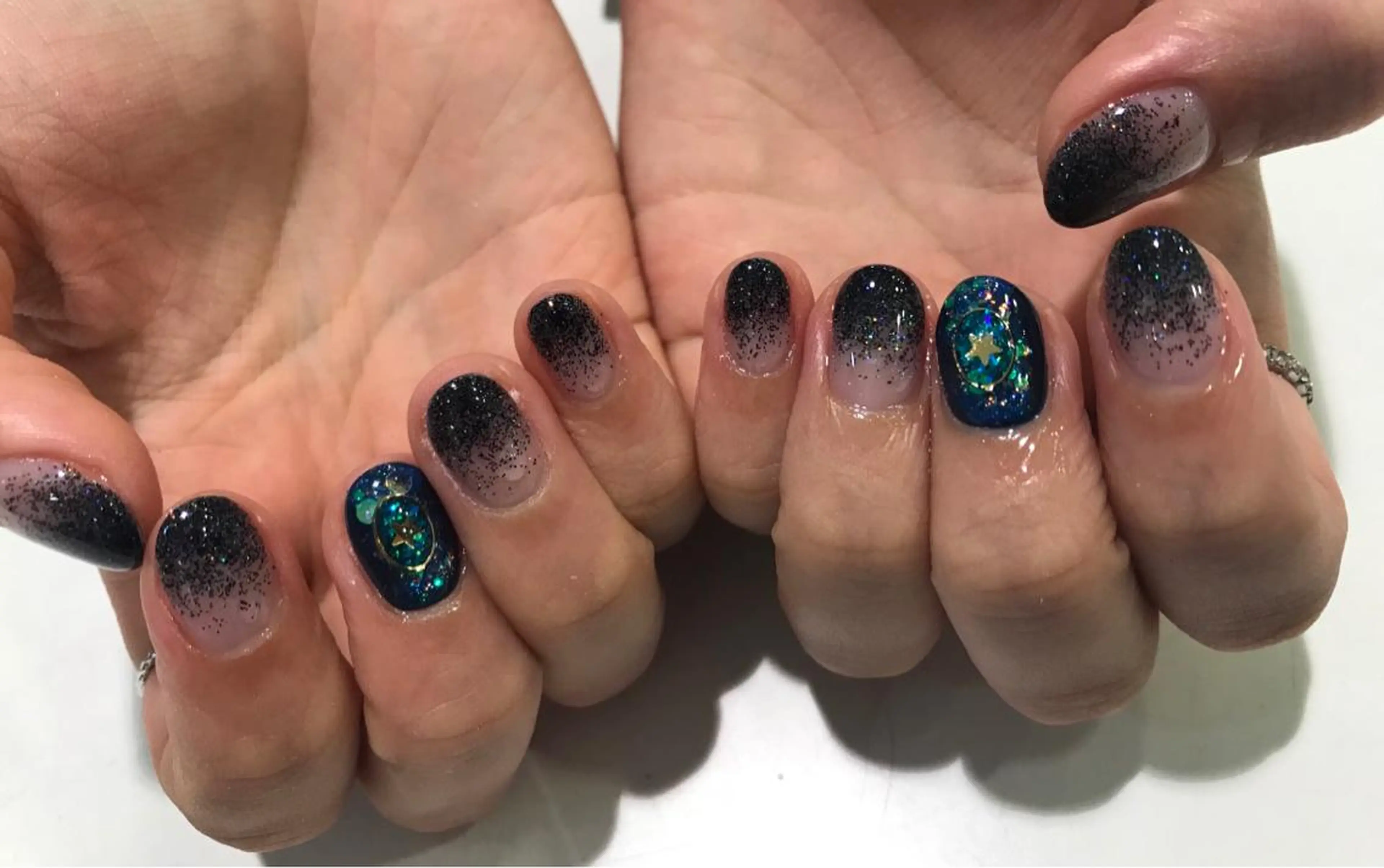 ネイル ハンドネイル ハンドケア Charme. NOBUKOのネイルデザイン