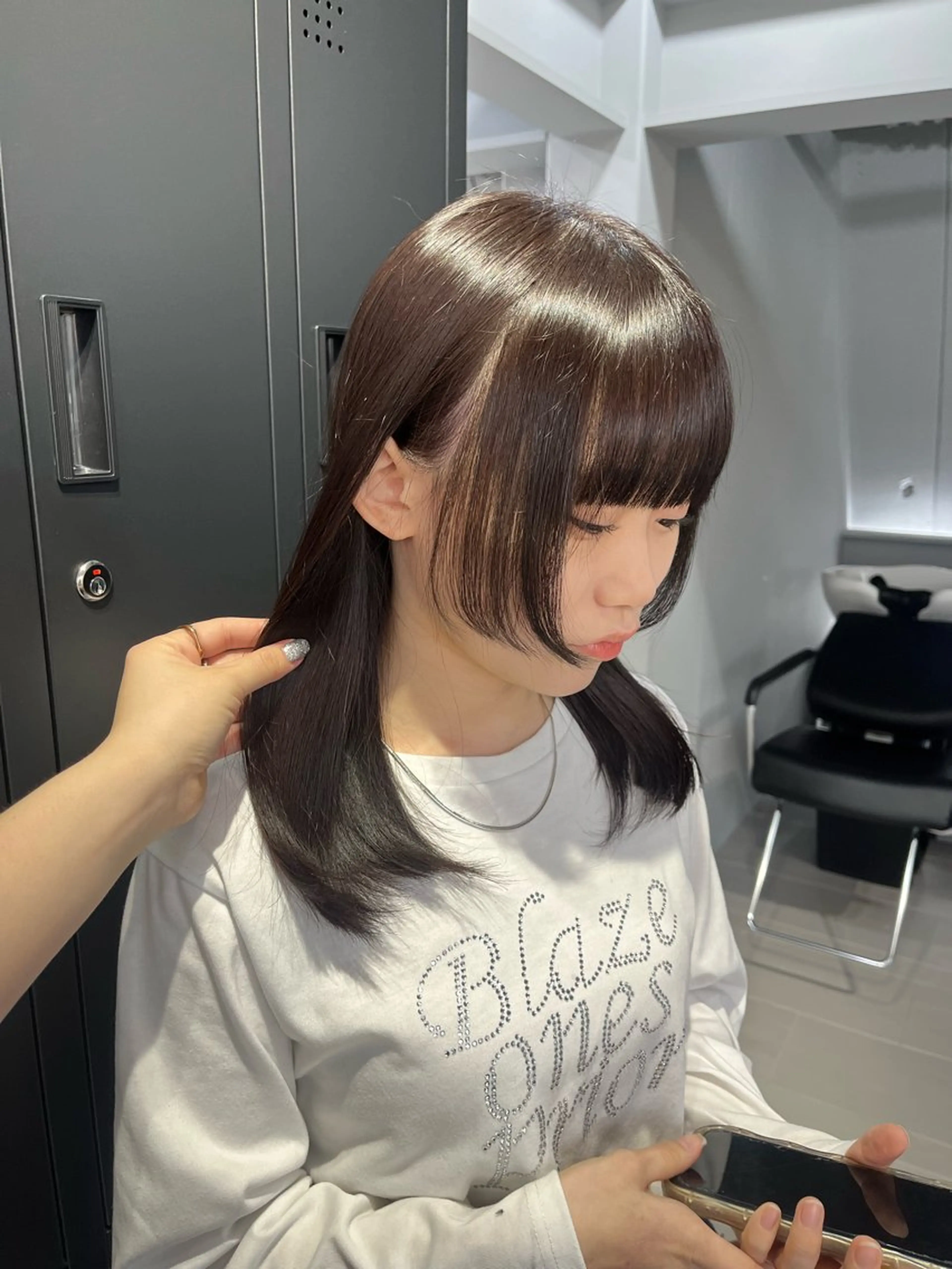セミロング 姫カット RIN 中明度韓国ヘアのヘアスタイル