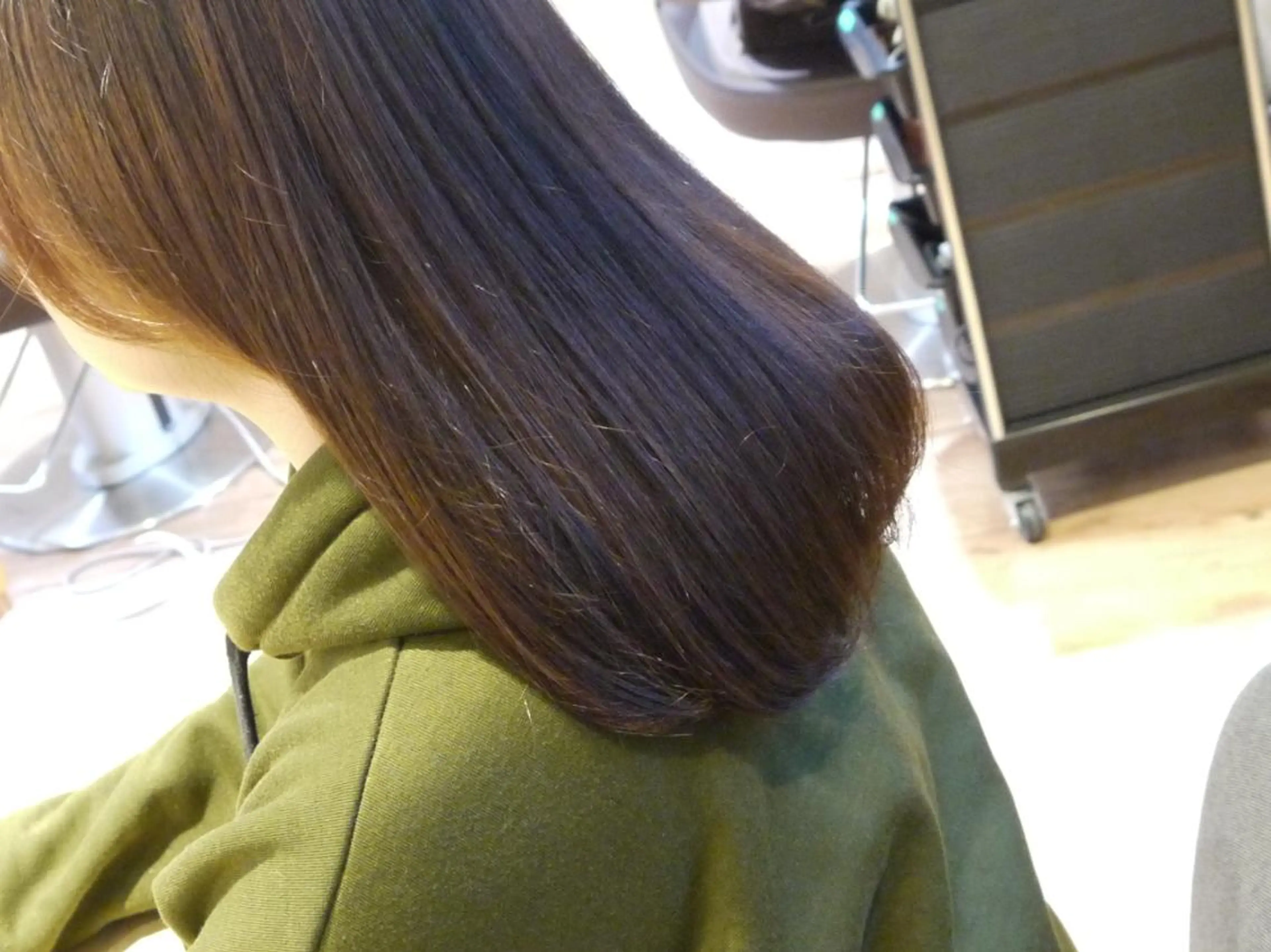 セミロング カラー 透明感カラー グレージュ 木村 昇のヘアスタイル