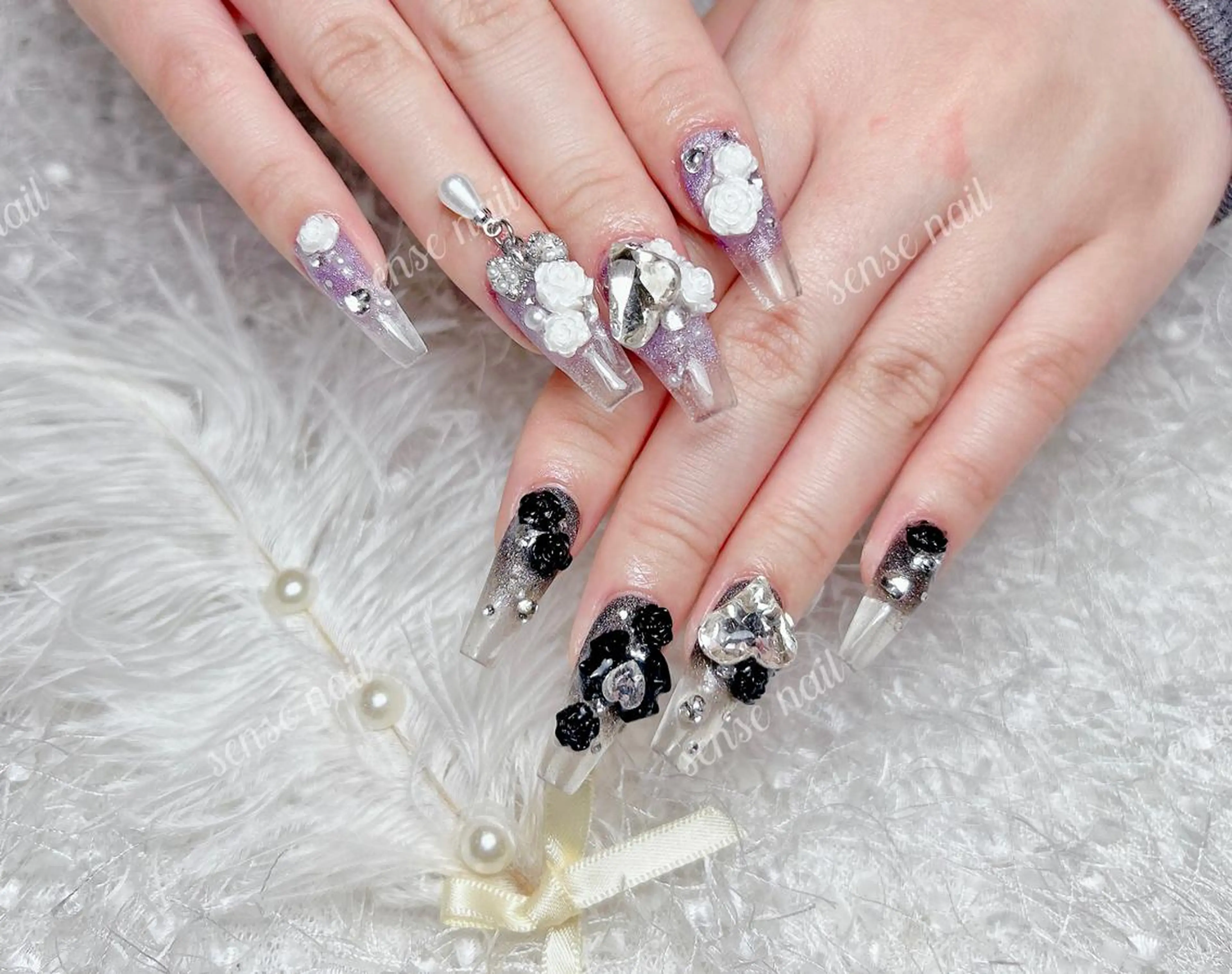 ネイル Yukiko 🌙のネイルデザイン