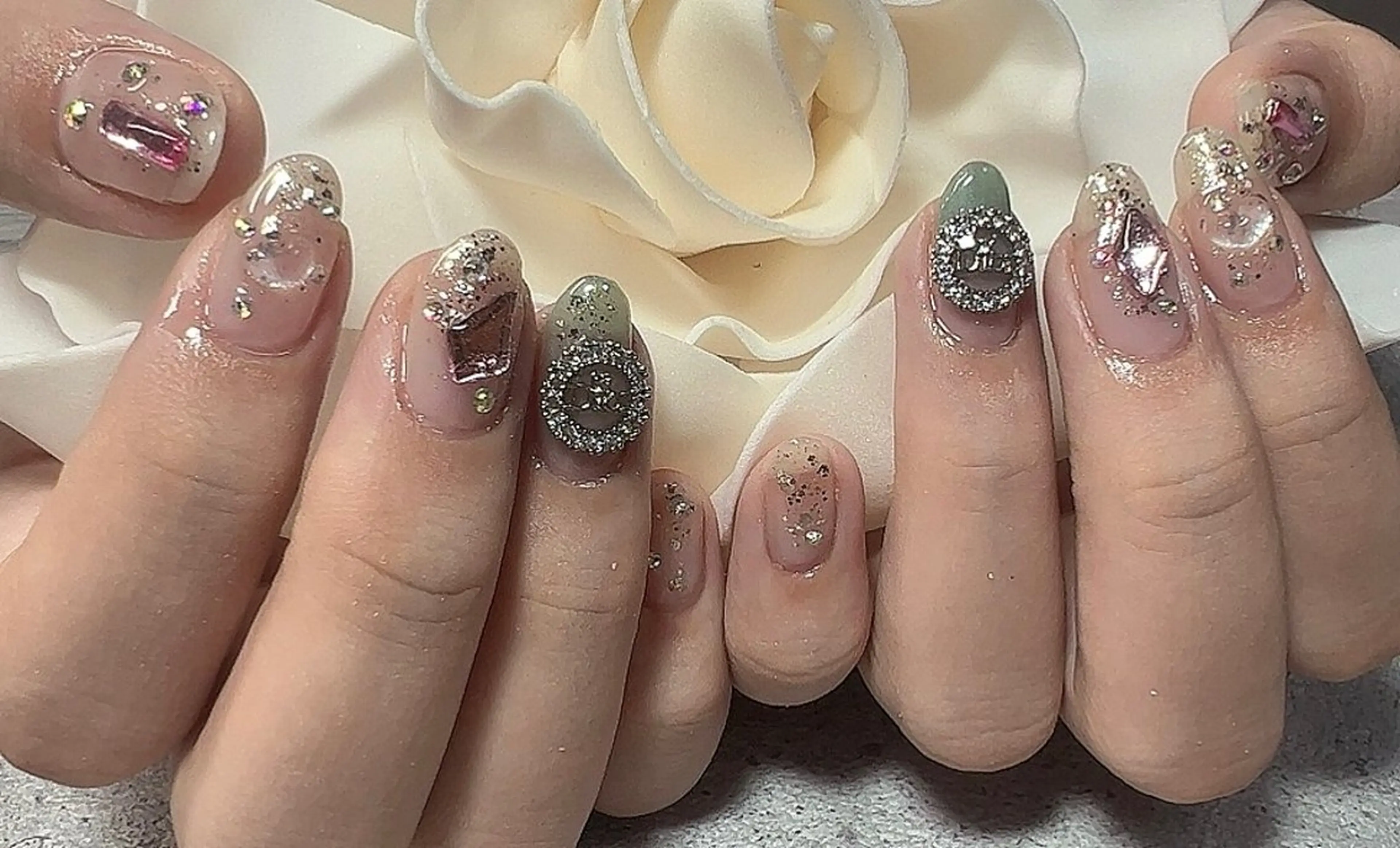 ネイル ジェルネイル Ruana Nailのネイルデザイン