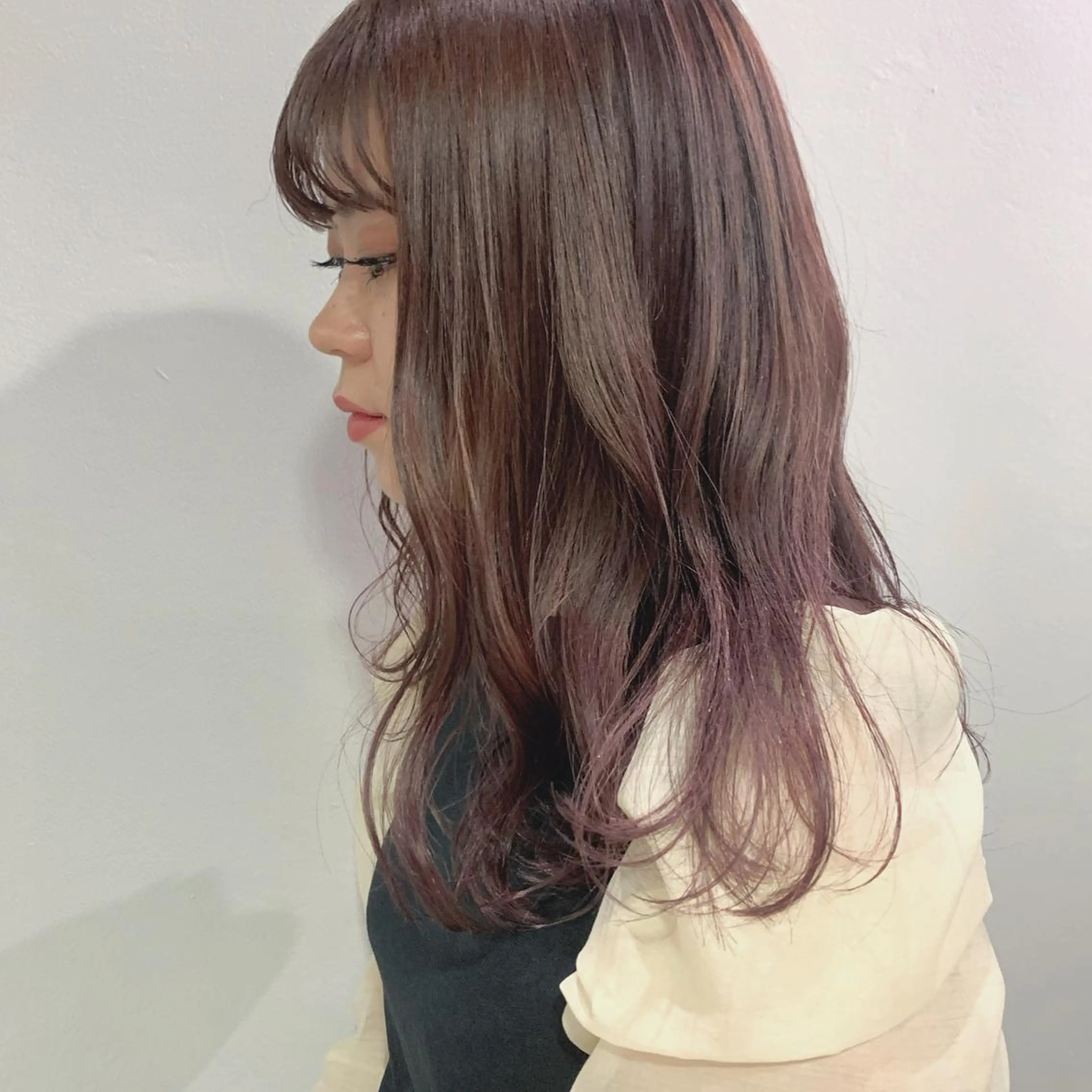 ロング カラー グラデーションカラー ハイライトカラー ラベンダーカラー ハイライト カット ヘアカラー 是非可愛くさせて ください🩷sakiのヘアスタイル