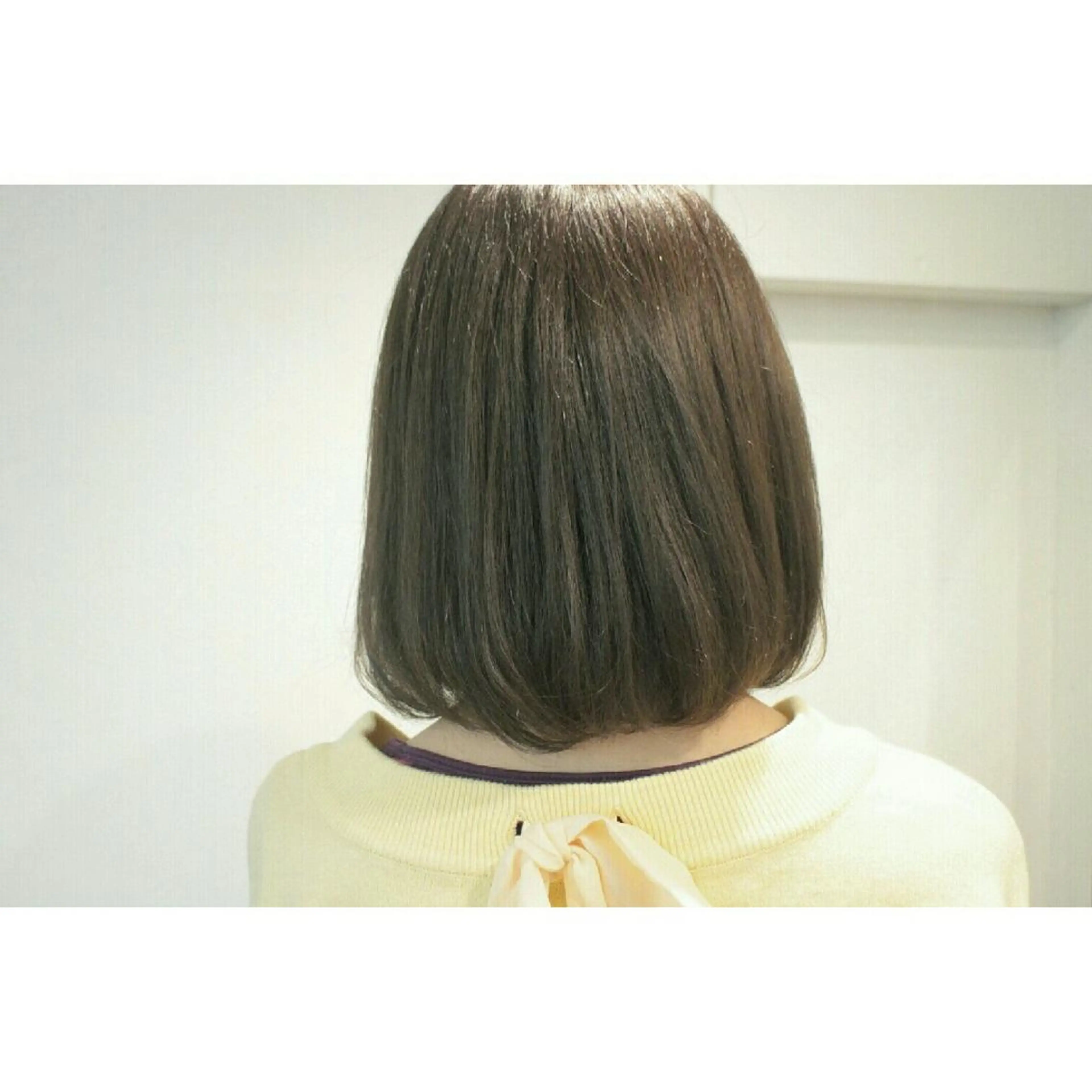 カラー アッシュ ブルーカラー ブルーアッシュ クニモトハルナ ボブ/柔らかカラーのヘアスタイル