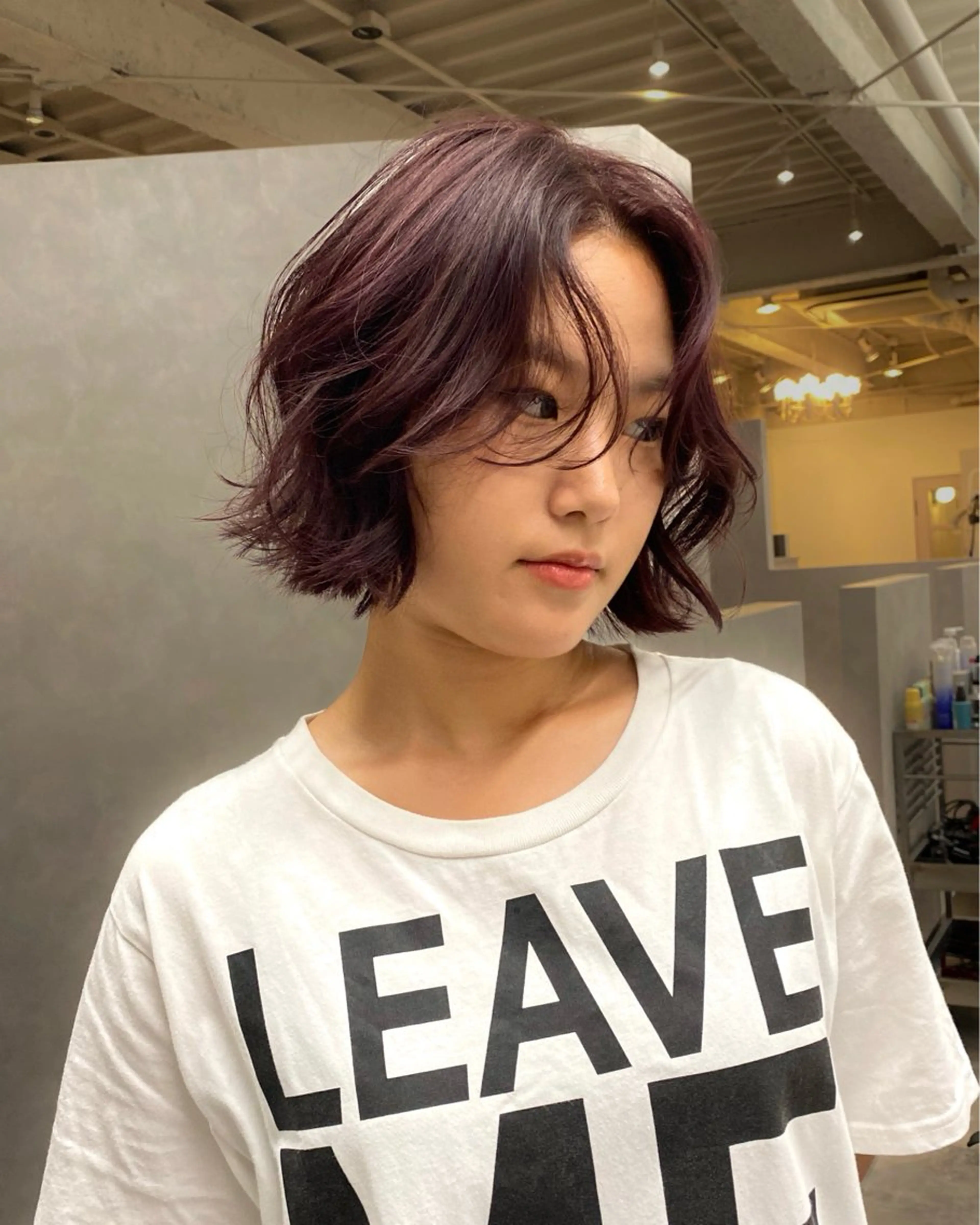 ショート カラー カット ヘアカラー トリートメント レイヤー/ハイトーン ヒガシサヨのヘアスタイル