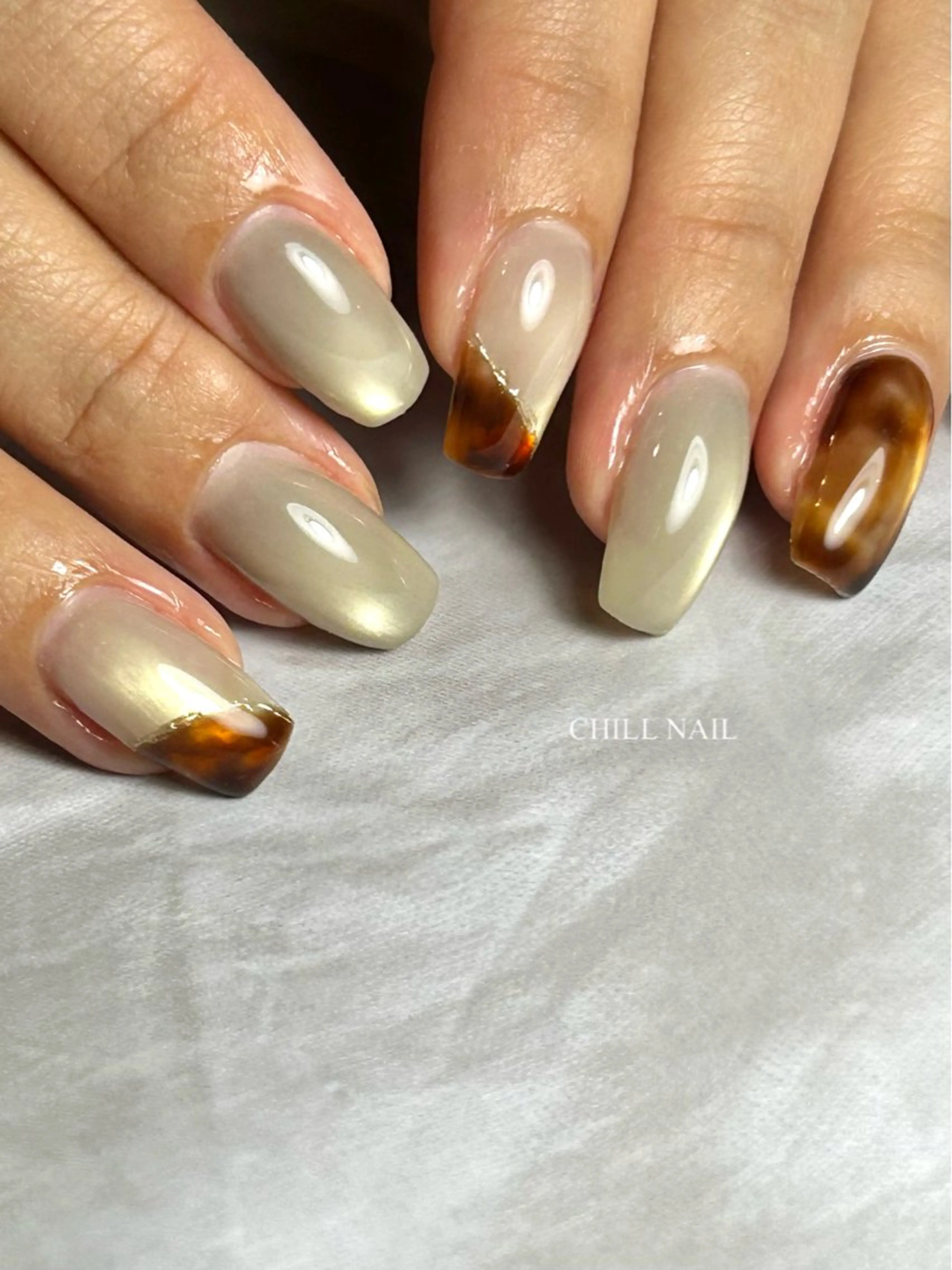ネイル べっ甲ネイル ハンドネイル CHILL NAILのネイルデザイン