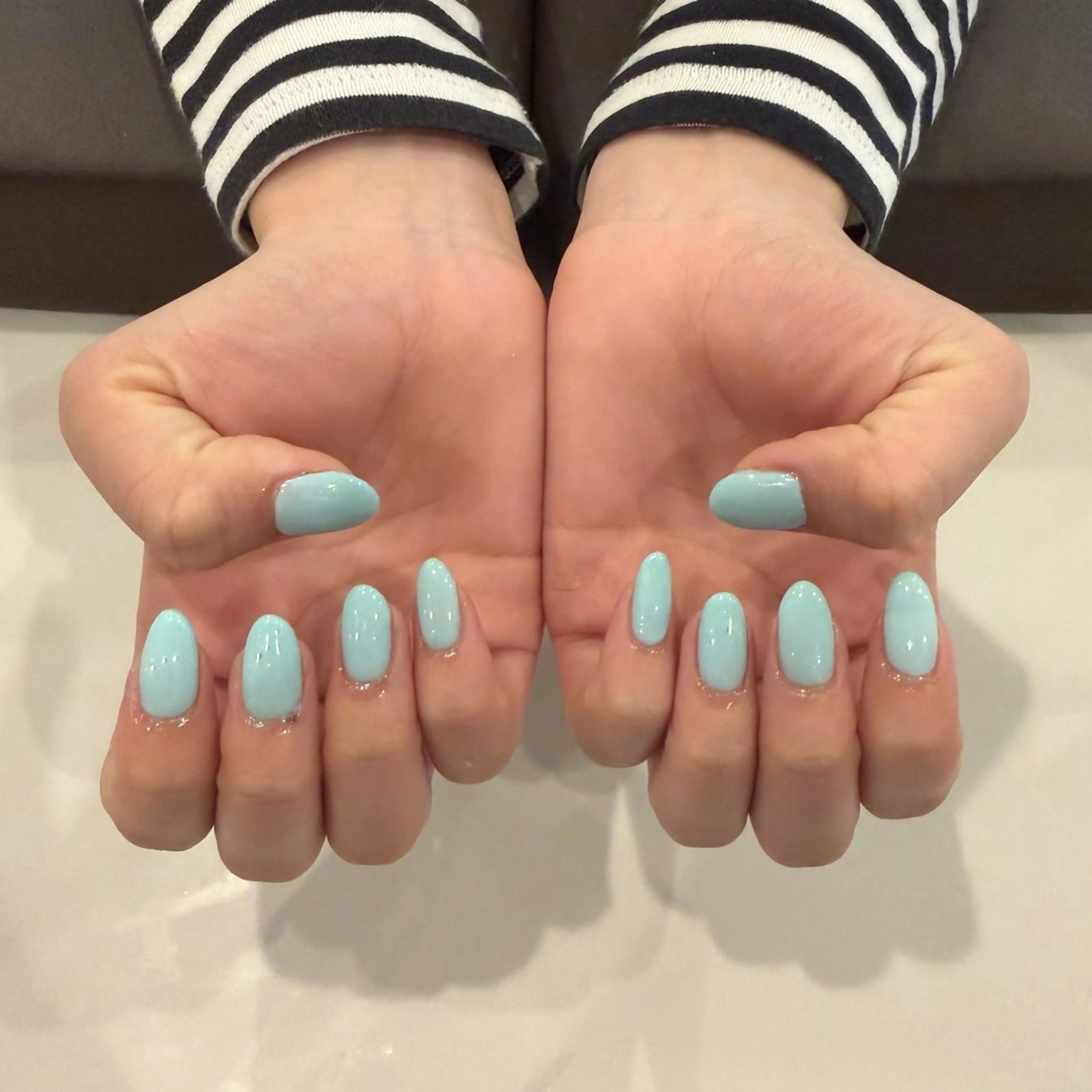 カラー 中村 結菜のネイルデザイン