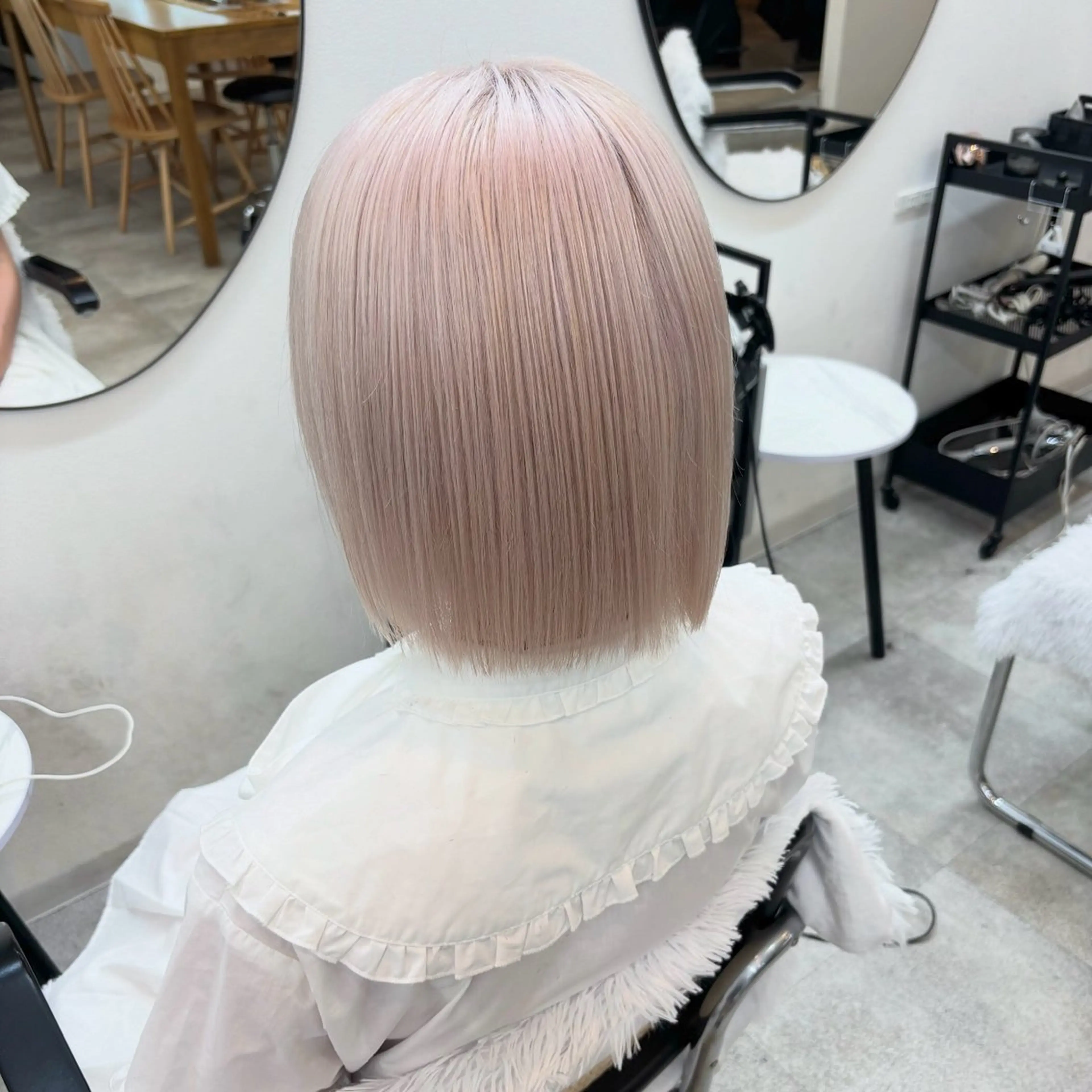 ショート カラー ボブ ヘアカラー トリートメント ヘアセット 渋谷🩶ハイトーン 🩶FUMUのヘアスタイル