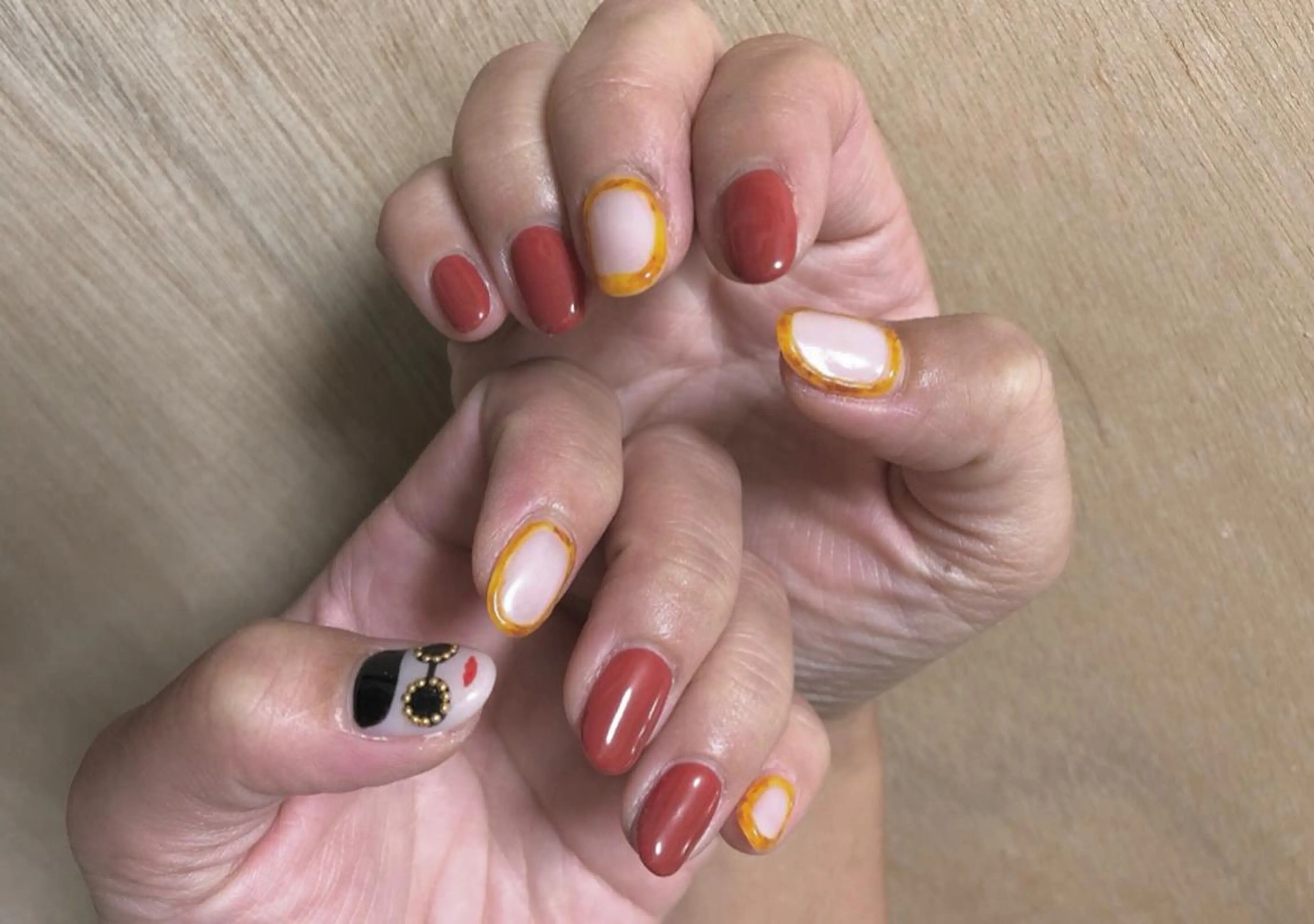 ネイル パラあり！フィルイン 美フォルムのネイルデザイン