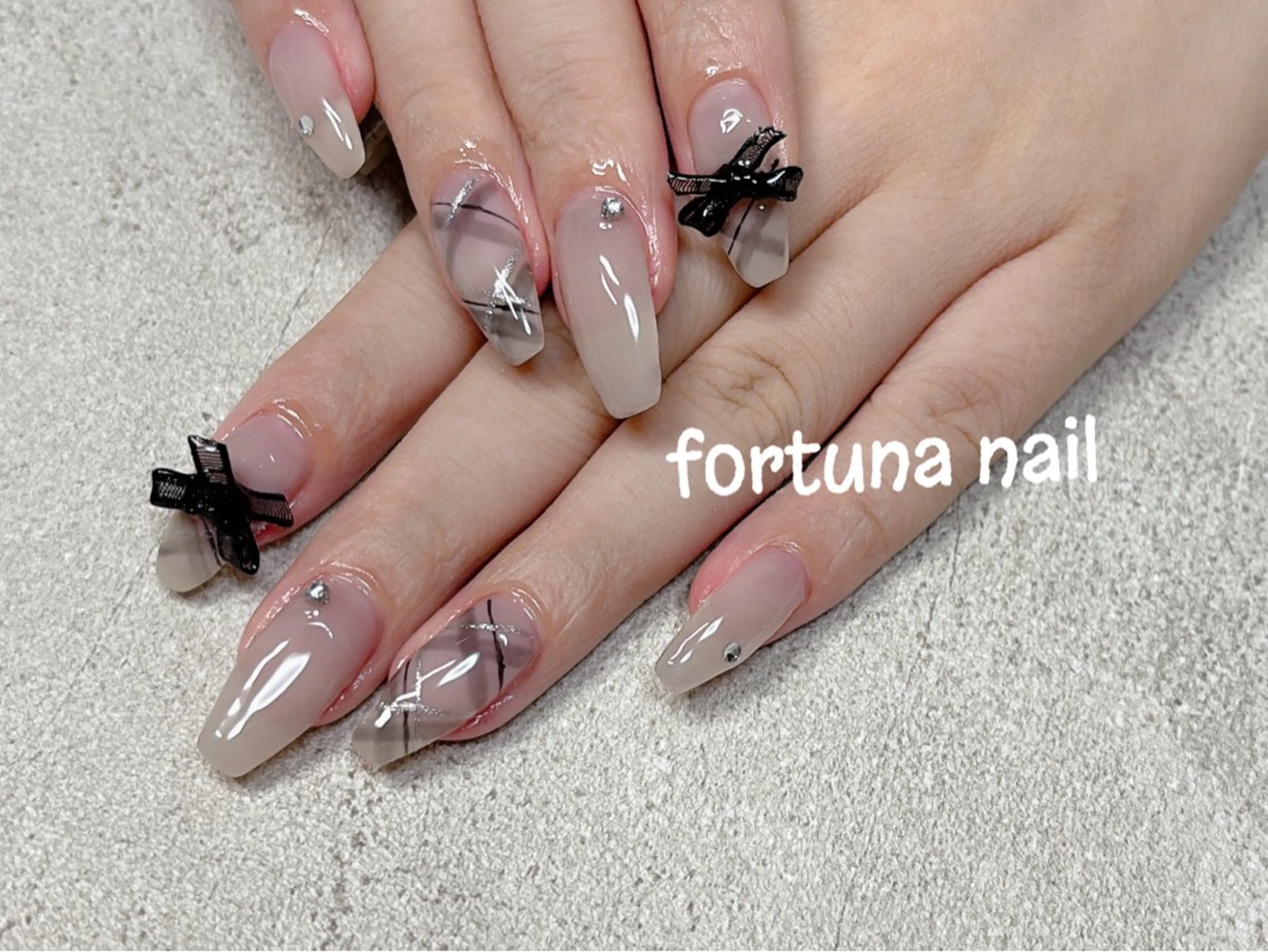 ネイル ハンドネイル ハンドケア Nail •Head スパFortunaのネイルデザイン