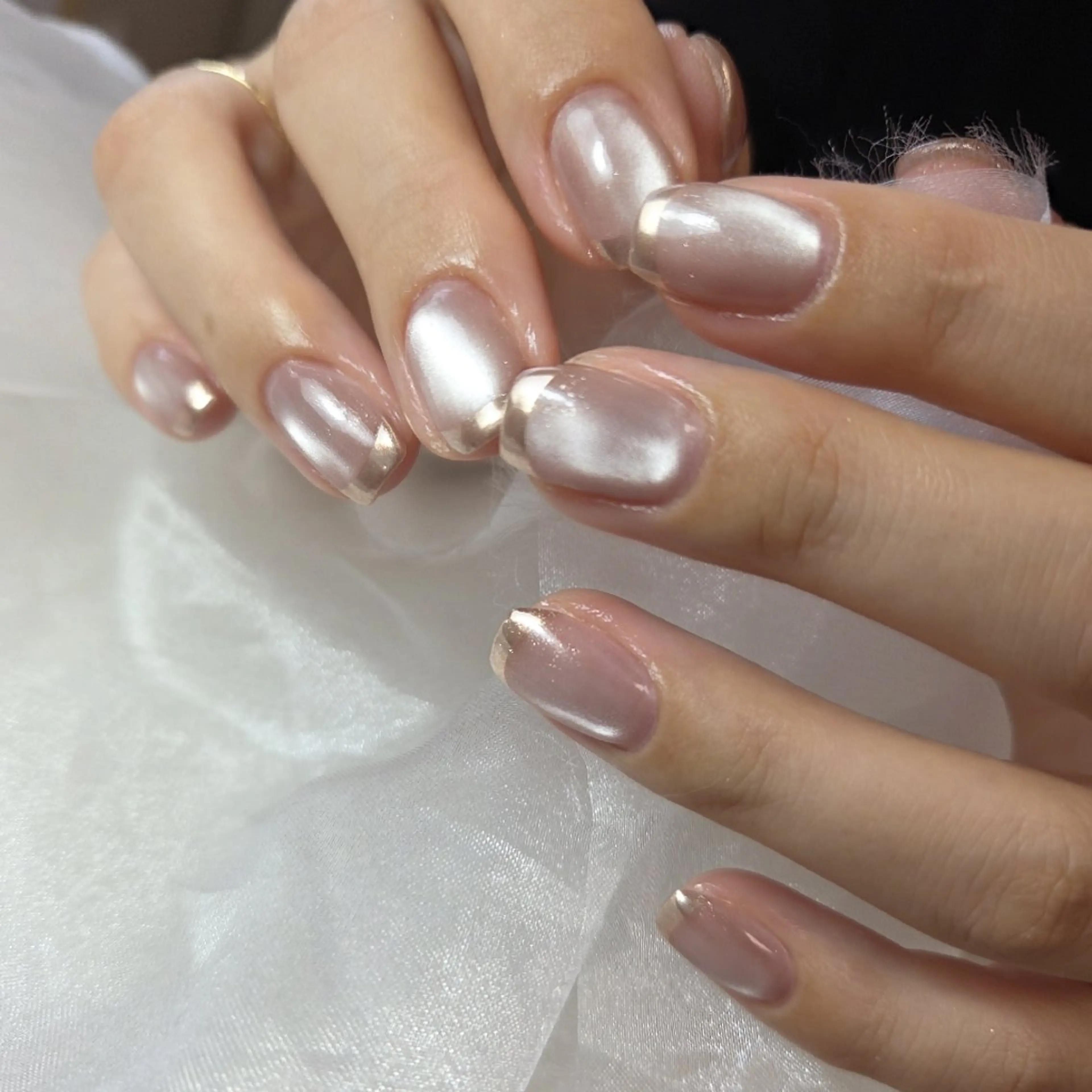 ネイル マグネットネイル ミラーネイル ハンドネイル nail salon cocoru.のネイルデザイン