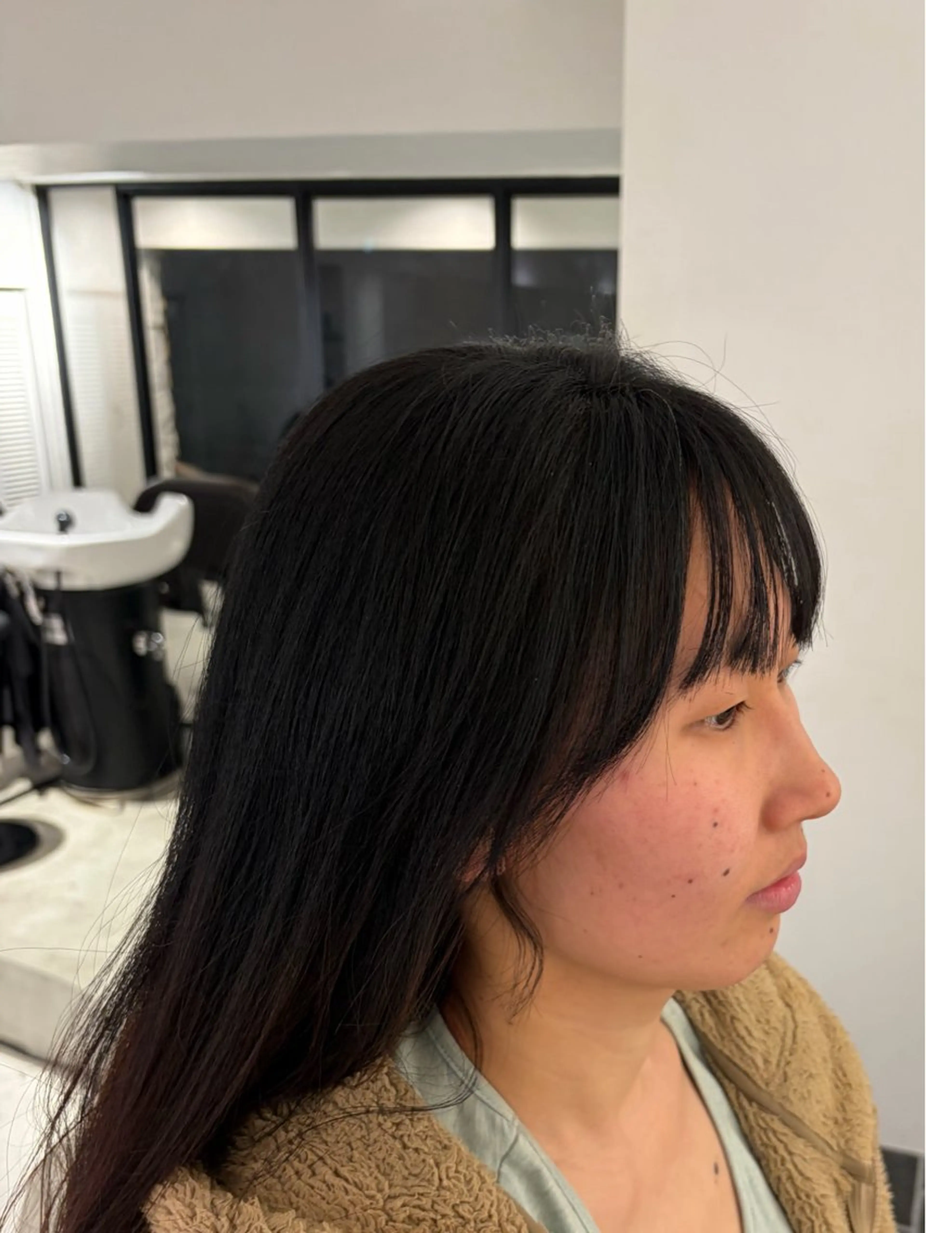 ロング UNBIRTHDAY いずみのヘアスタイル