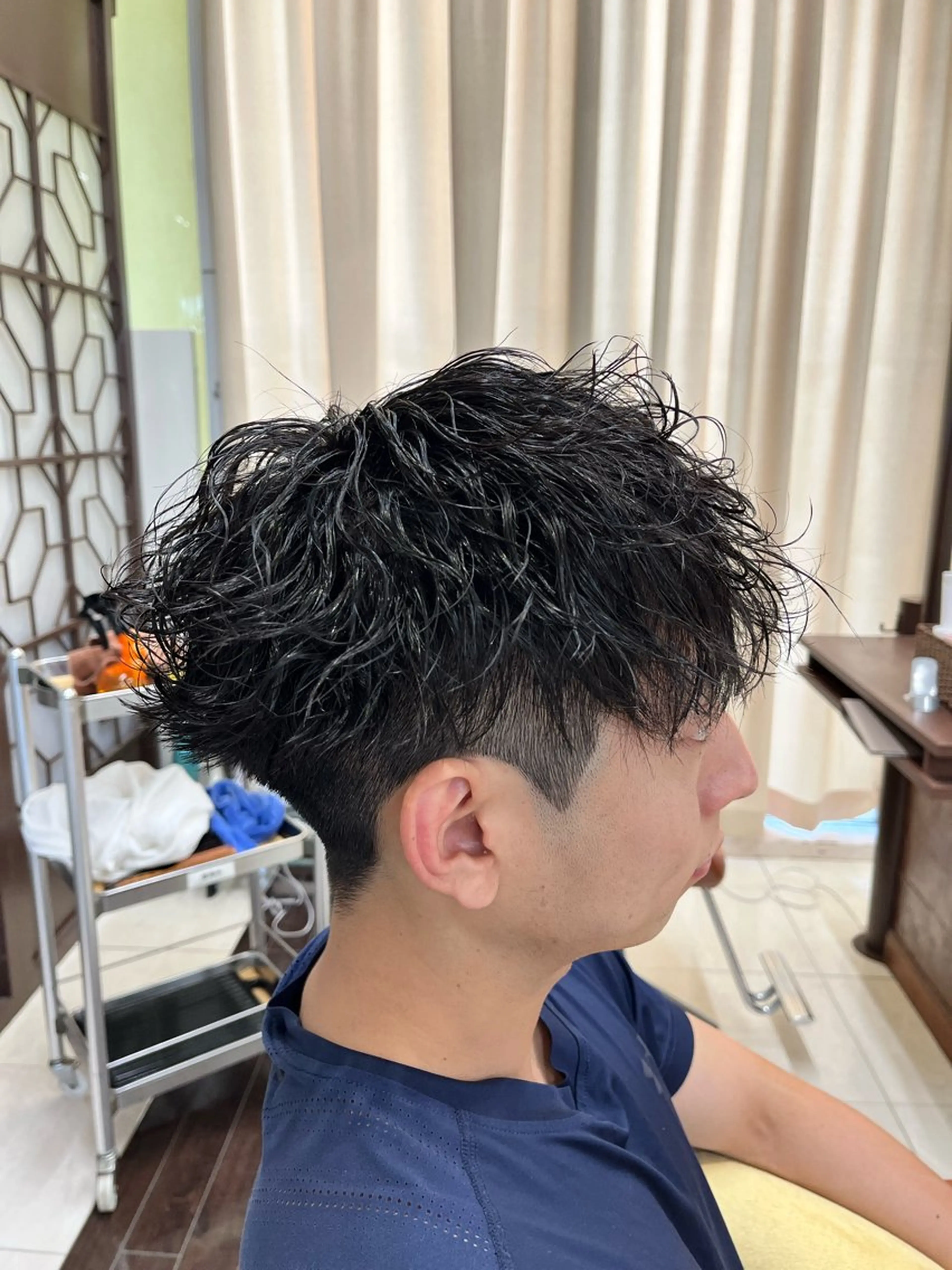 ショート パーマ メンズ マッシュ スペインカール 刈り上げ 波巻きパーマ 🧊メンズ特化🧊 高木航希のヘアスタイル