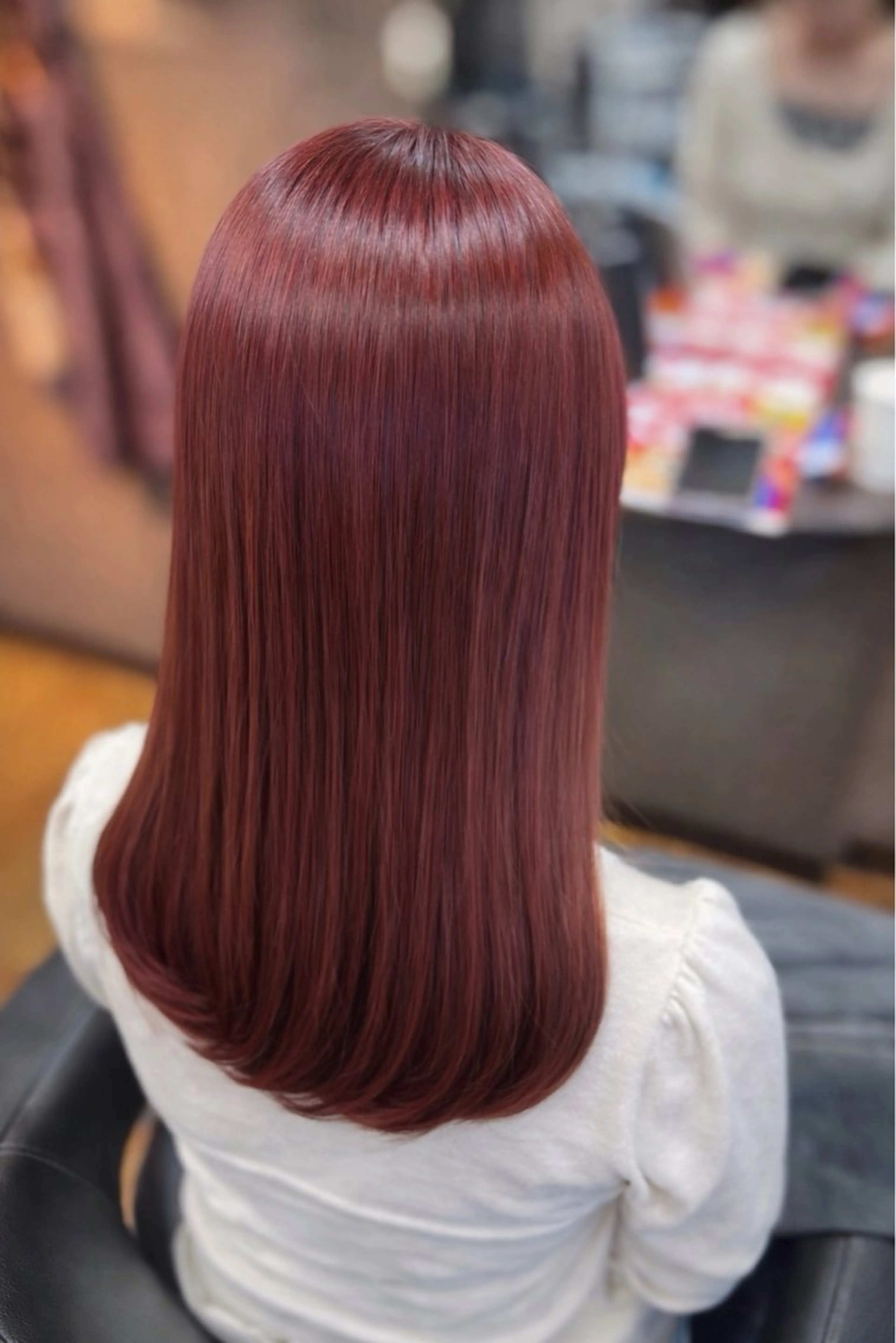 カラー ブリーチ ブリーチなしカラー ピンクカラー 飛彈 優風のヘアスタイル