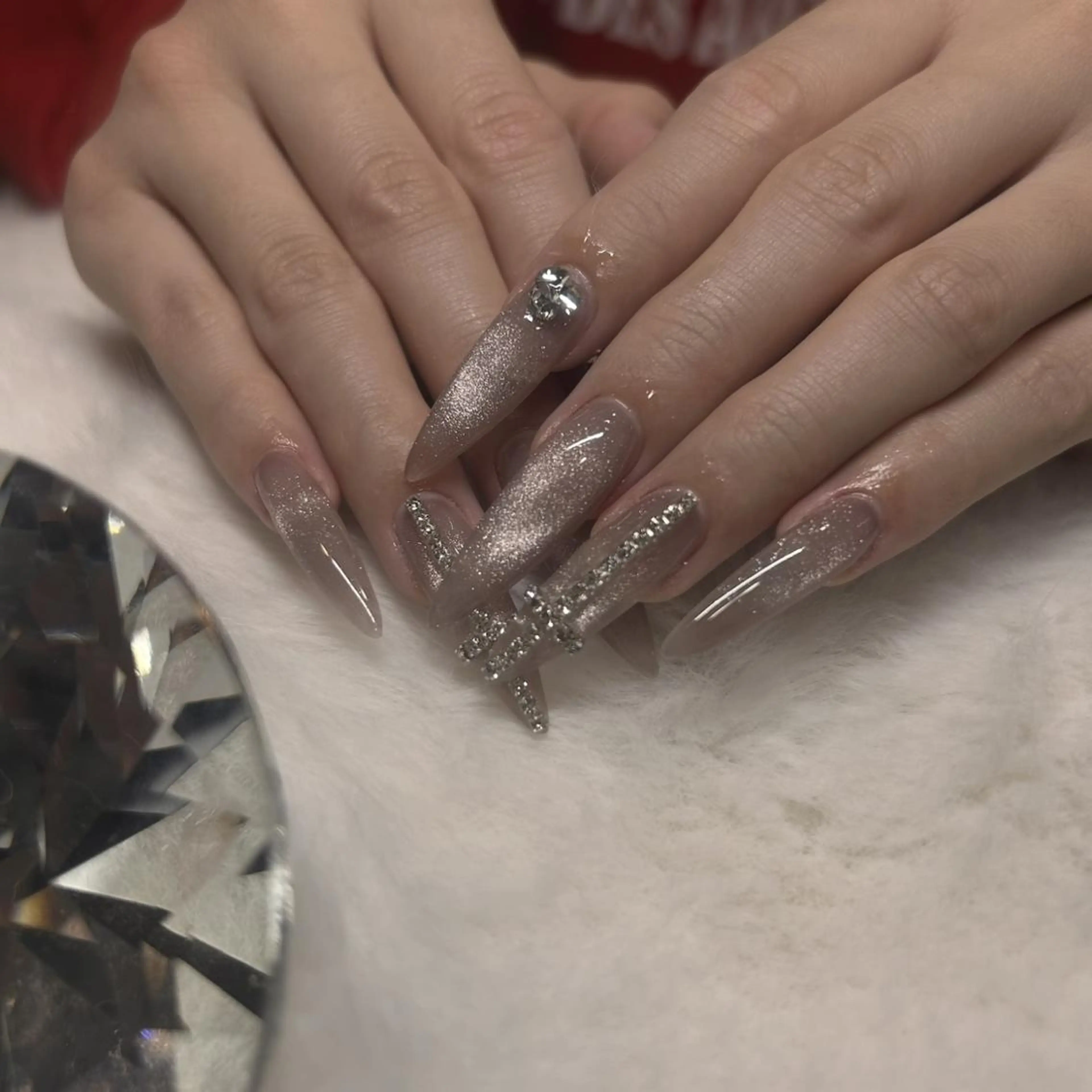 ネイル キラキラネイル ハンドネイル Megu 【 cutill 】のネイルデザイン