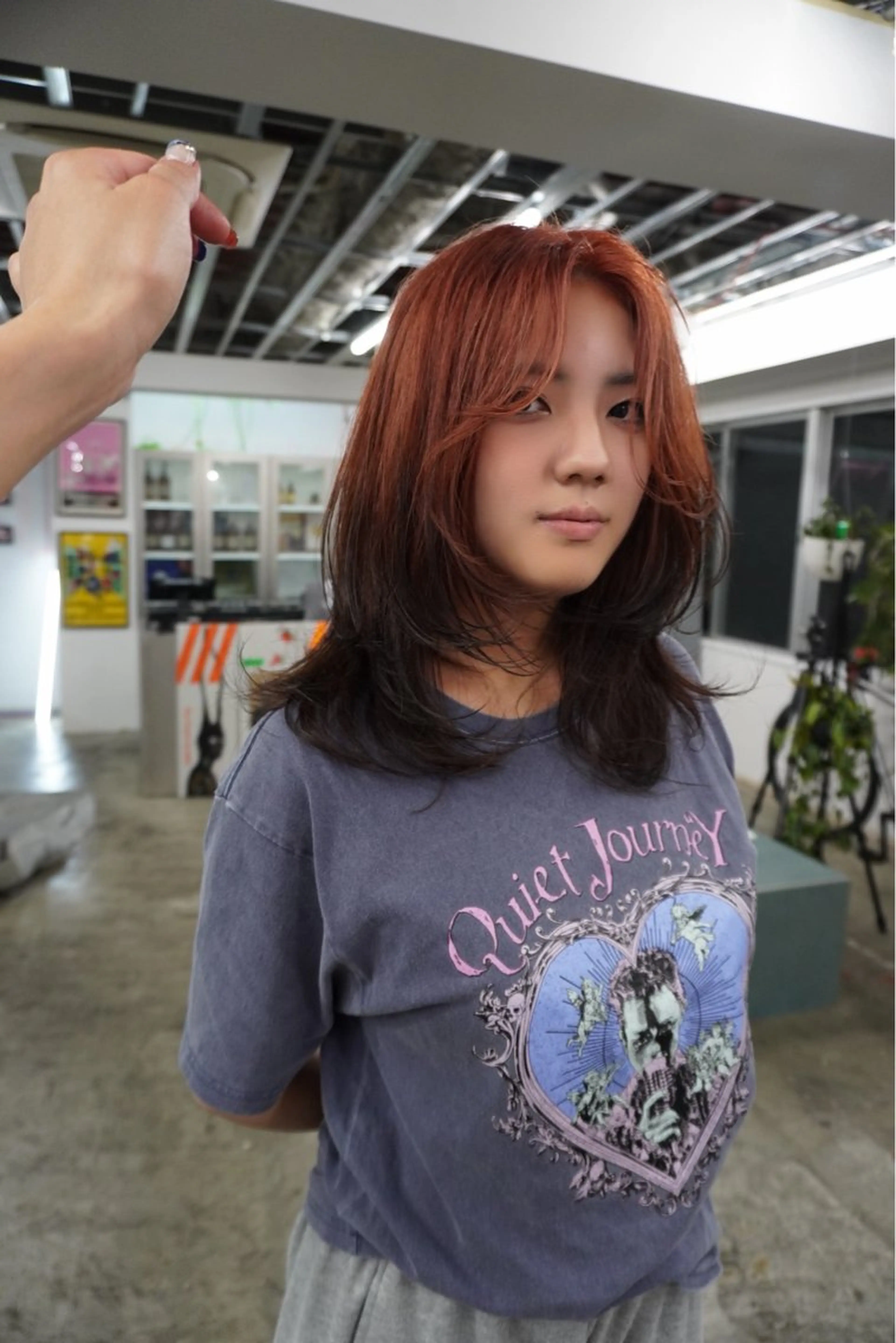 セミロング カラー パーマ ヘアアレンジ 髪と音処　マトぺ所属・デザインカラー/ボブ ブリーチカラー/ユリのヘアスタイル