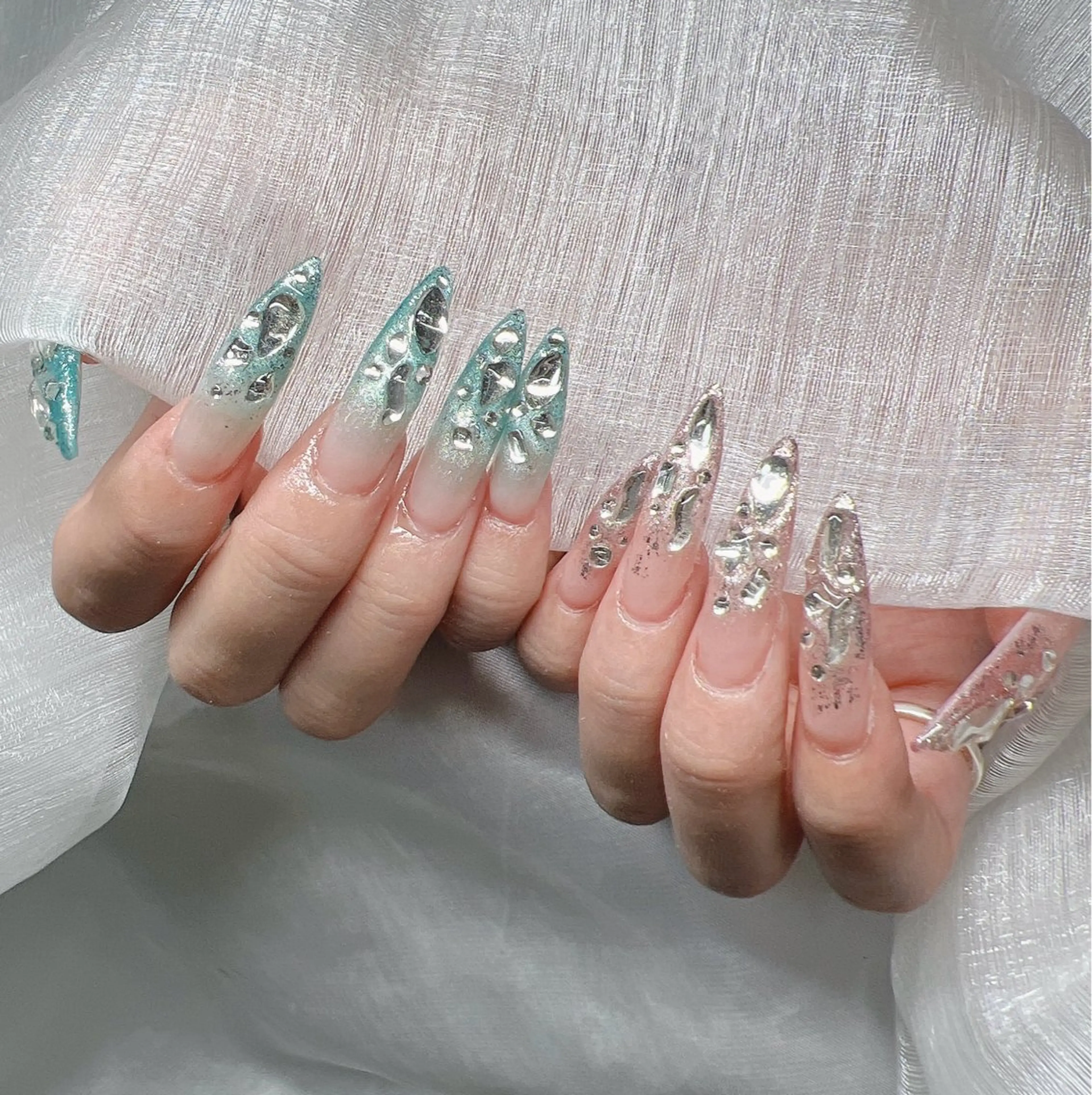 ネイル ハンドネイル Lee Nailsのネイルデザイン
