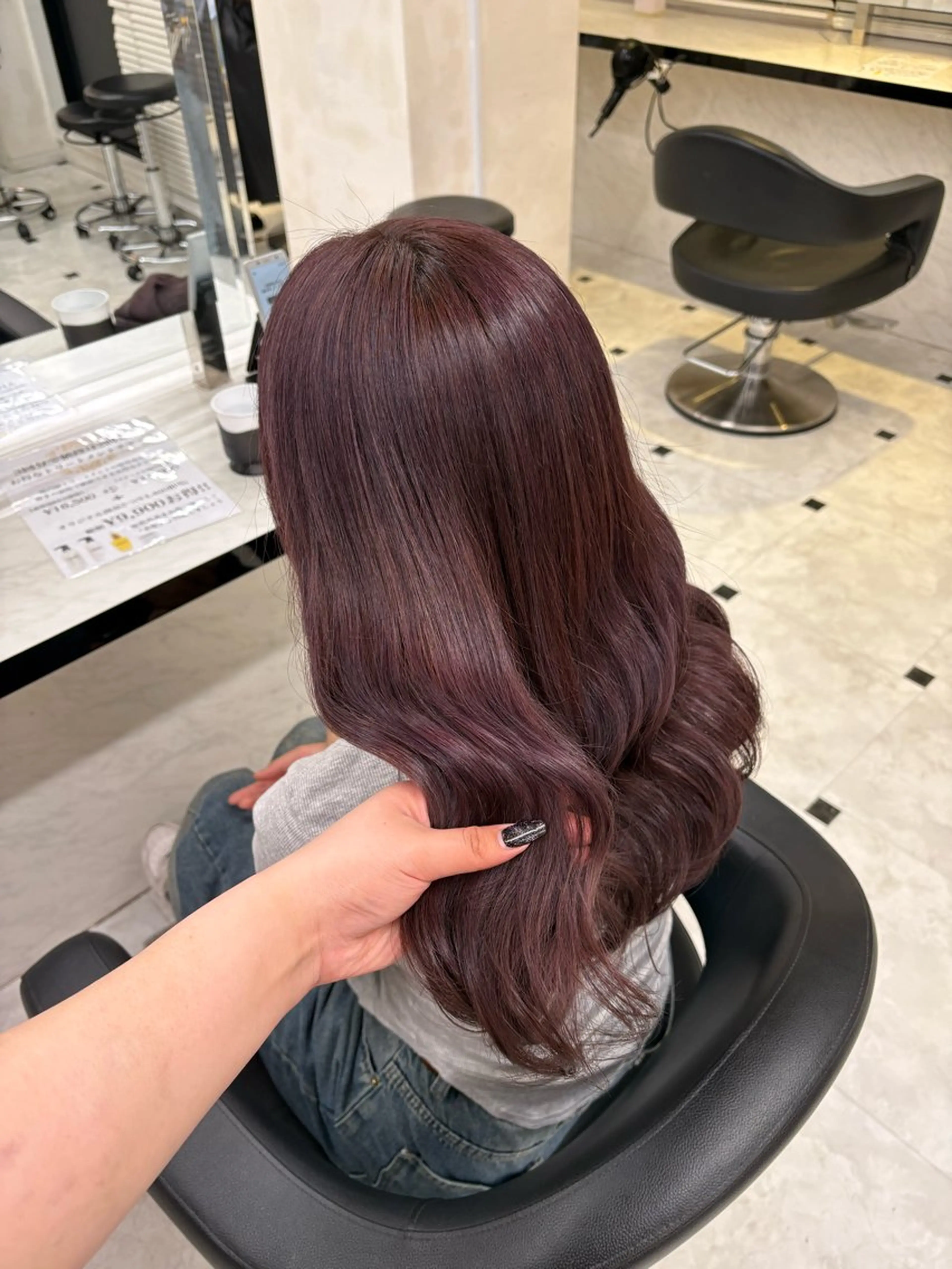 ロング カラー ヘアカラー トリートメント ヘッドスパ ヘアセット 透明感ベージュカラー 🪞上野🪞AIのヘアスタイル