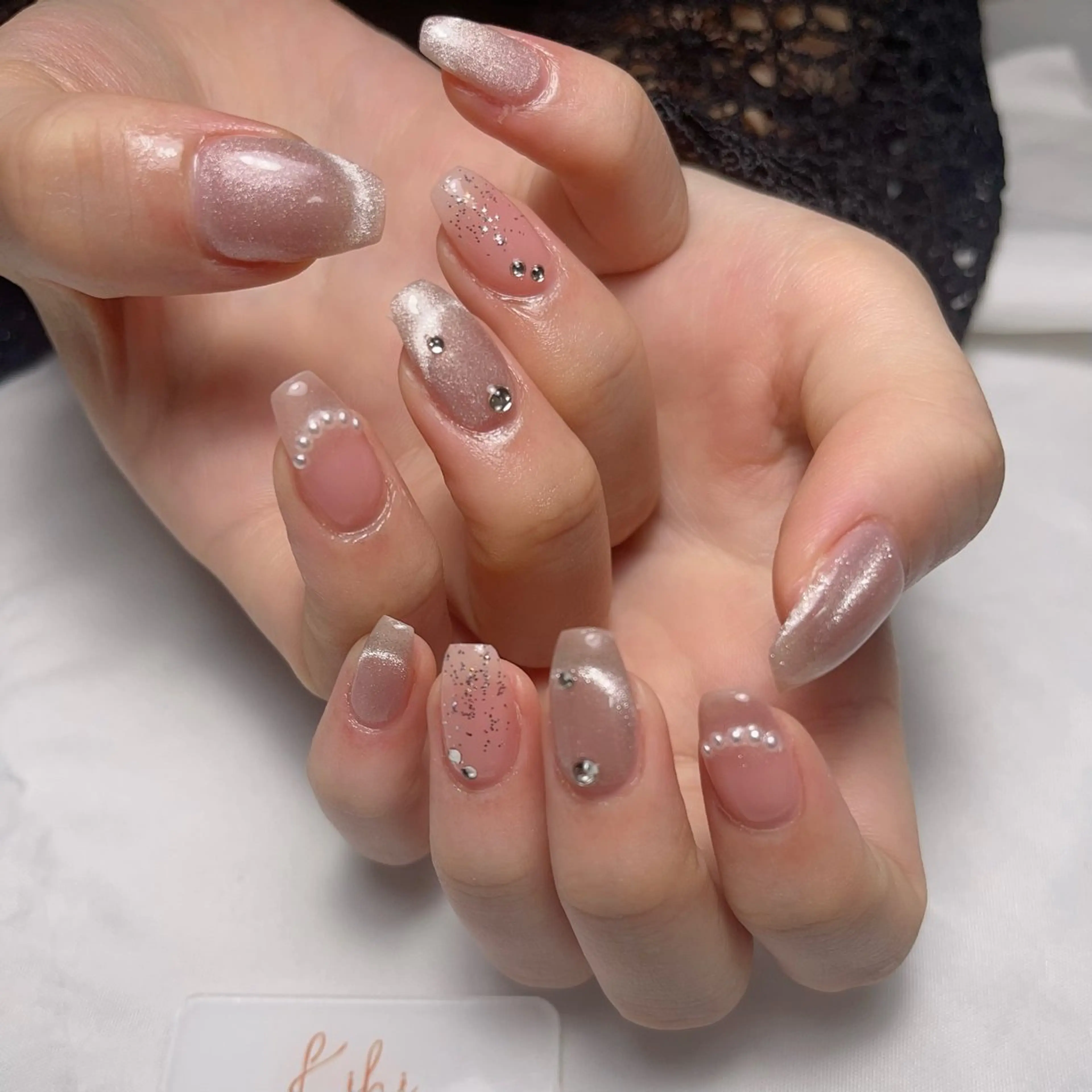 ネイル アートネイル フレンチネイル ジェルネイル グラデーション 韓国ネイル ハンドネイル 💕鈴木ユリ パラジェル/オフ無料のネイルデザイン