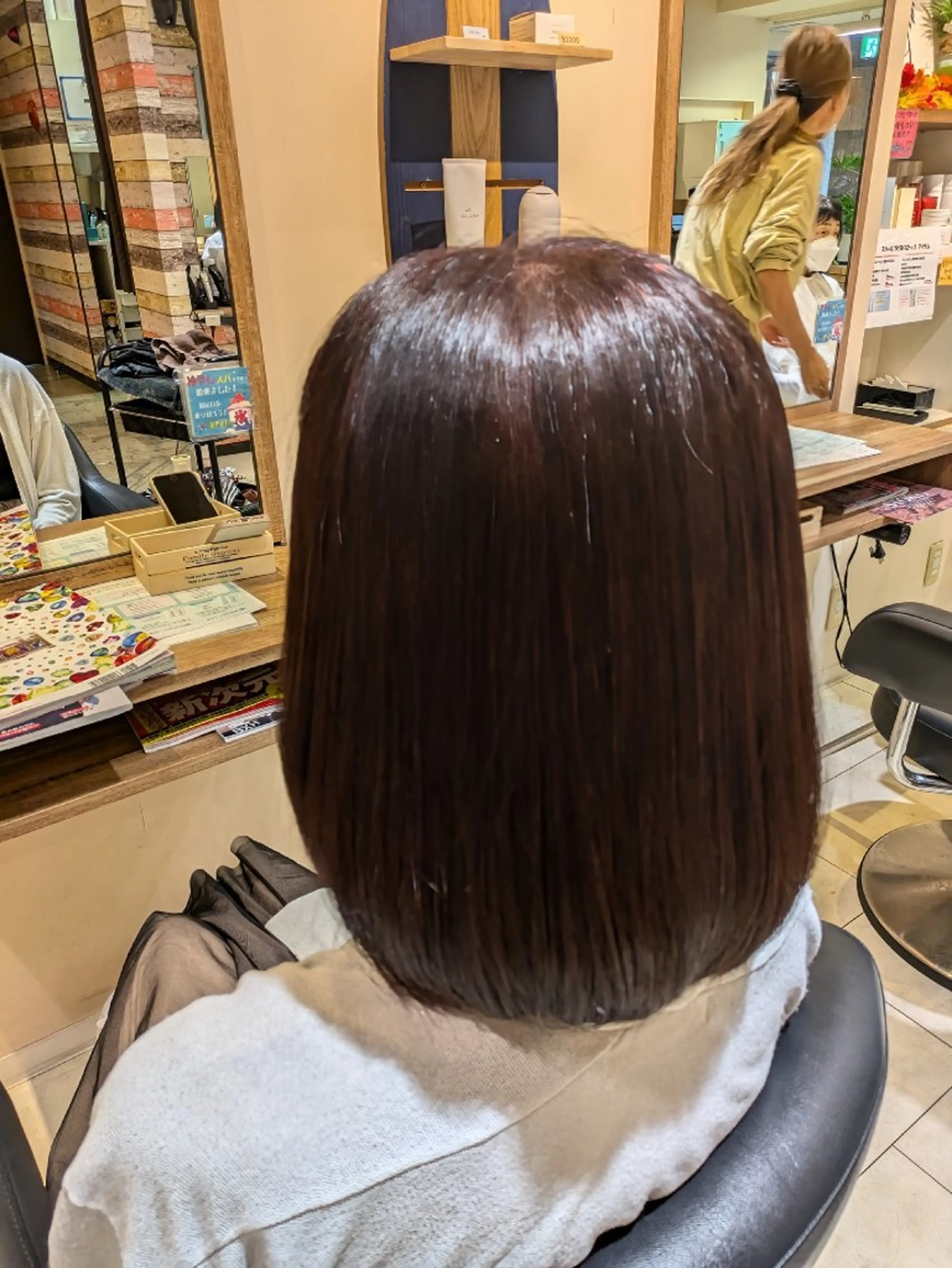 ミディアム カラー 縮毛矯正 トリートメント 塚原 友紀子のヘアスタイル