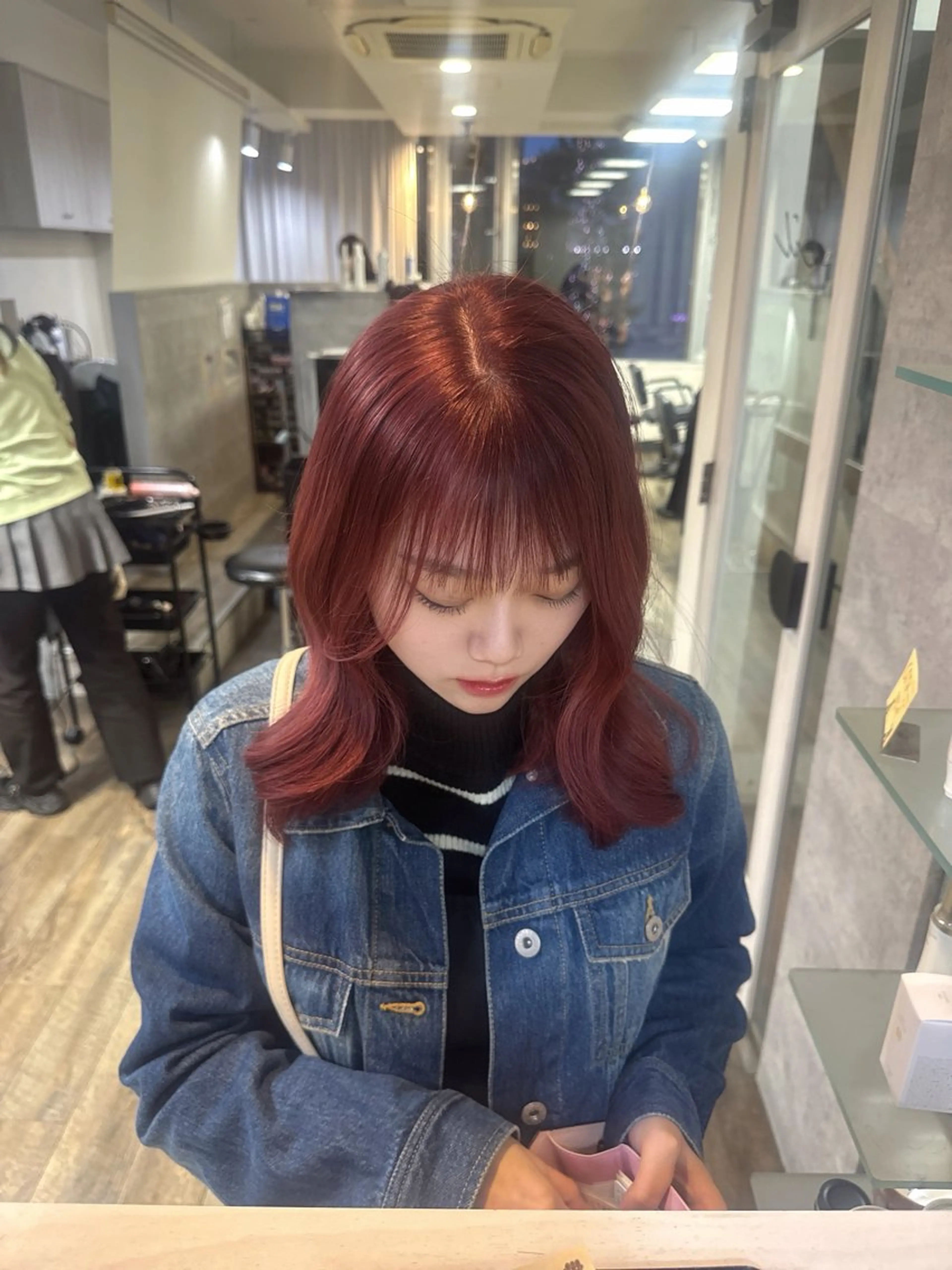 minimo2月限定【ブリーチありダブルカラー(リタッチのみ可能)平日𝐨𝐧𝐥𝐲🍒10代​〜​20代】の写真