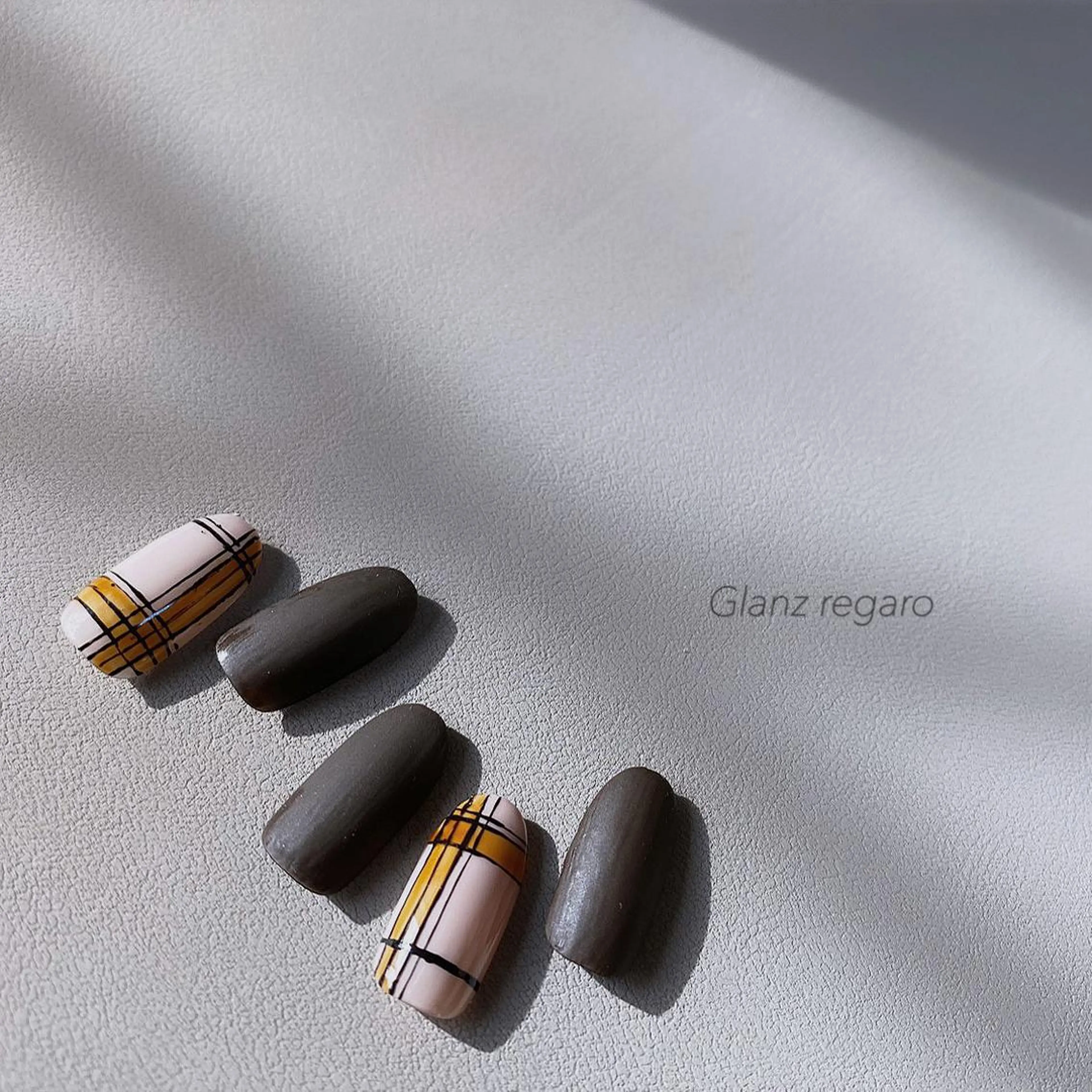 ネイル Glanz regaroのネイルデザイン