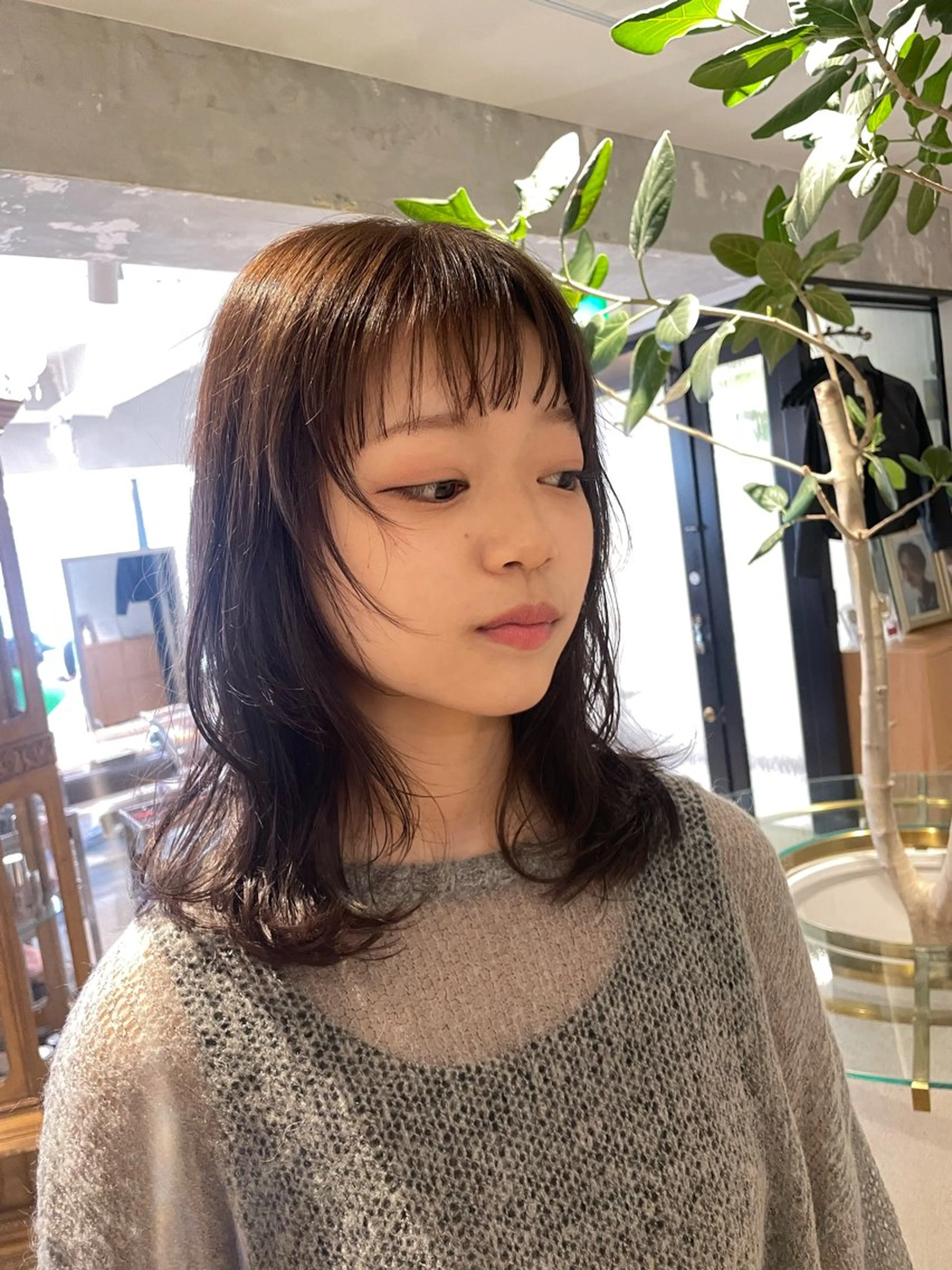 ミディアム カラー ボブレイヤー 透明感カラー ダブルカラー ハイトーンカラー ボブ 柔らかレイヤー× 透け感カラー/SUのヘアスタイル