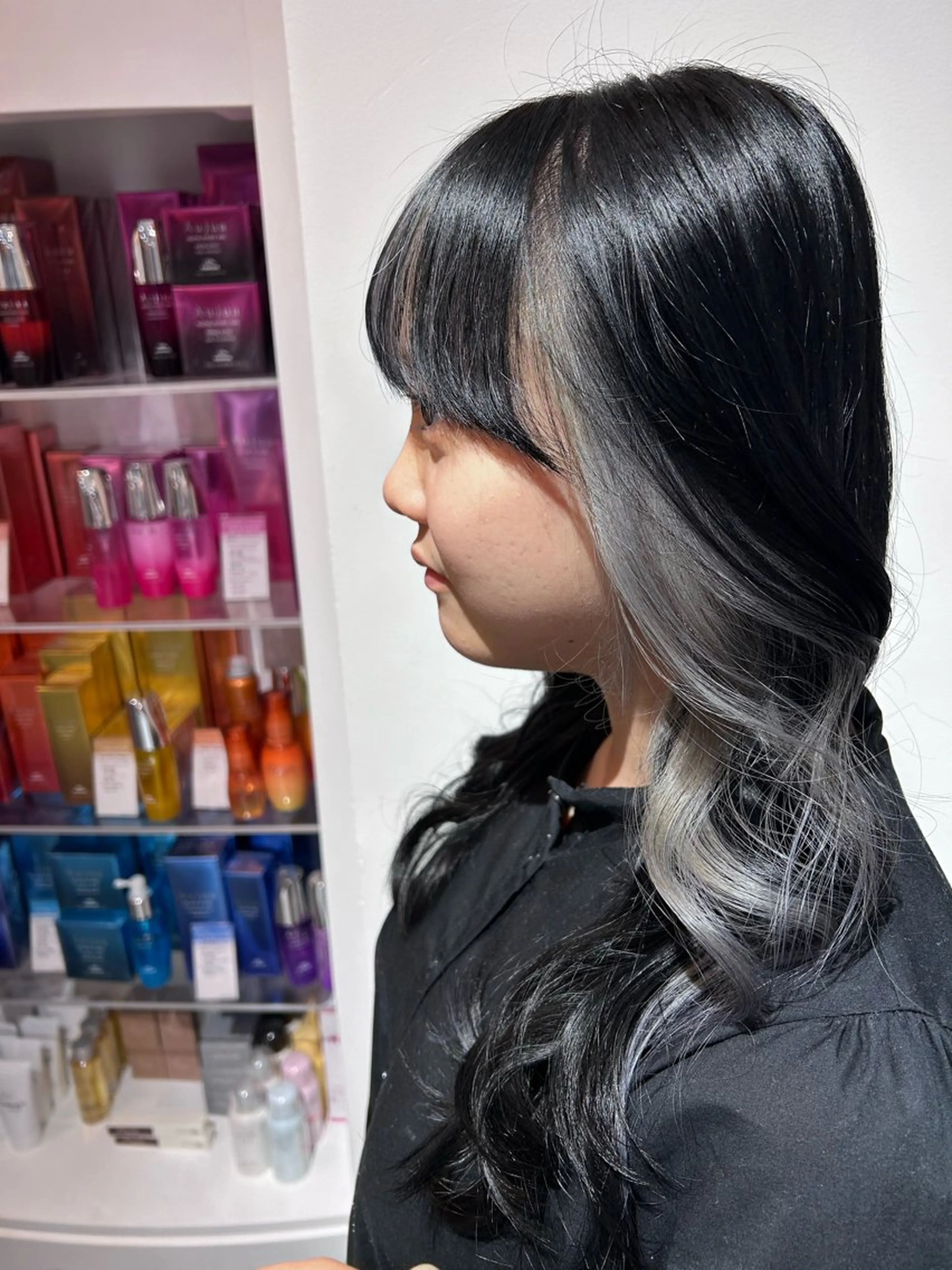 ロング カラー ヘアカラー トリートメント 蓮池 愛海のヘアスタイル