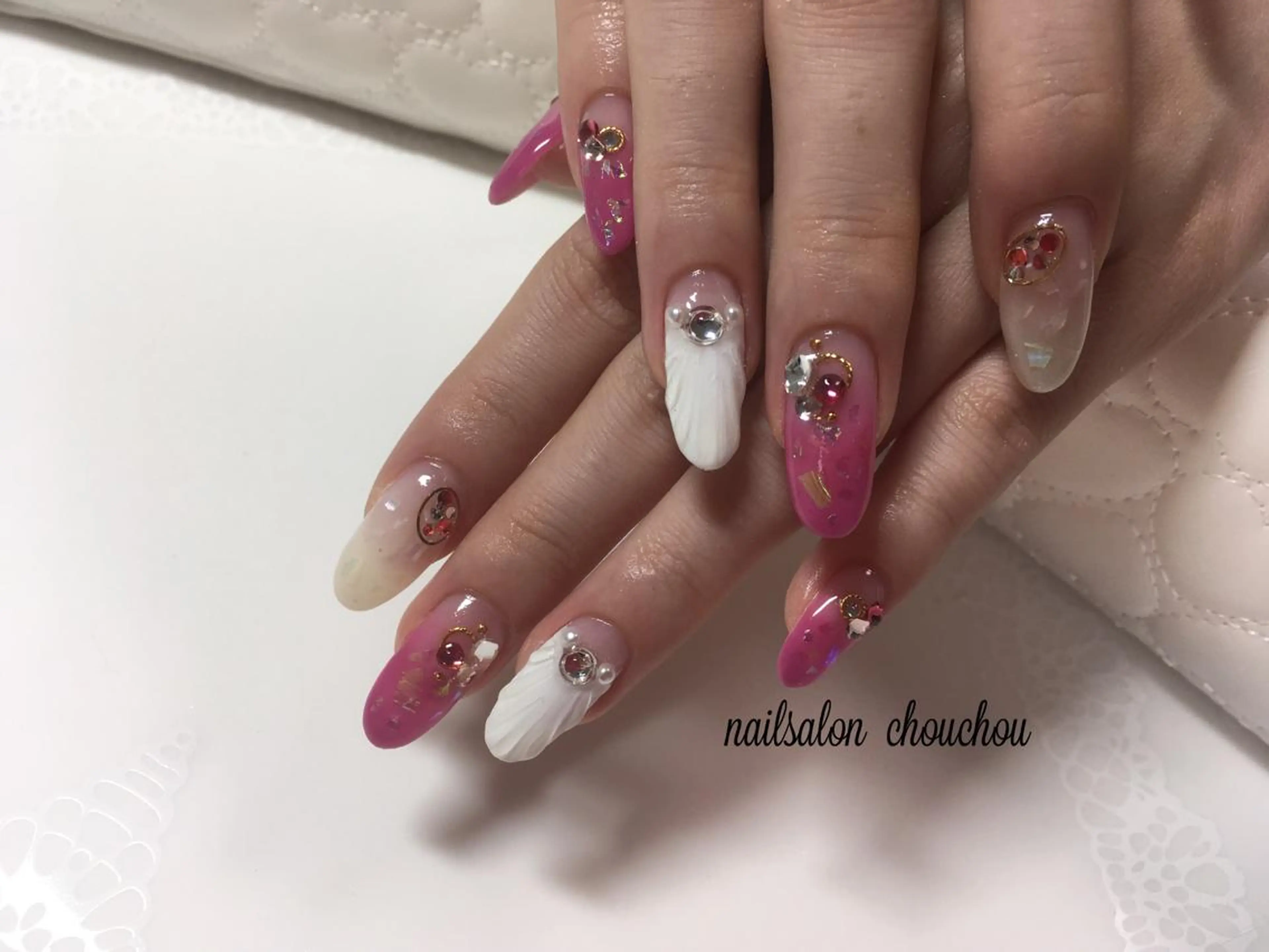 ネイル 爪のお悩みサロン シュシュエットのネイルデザイン