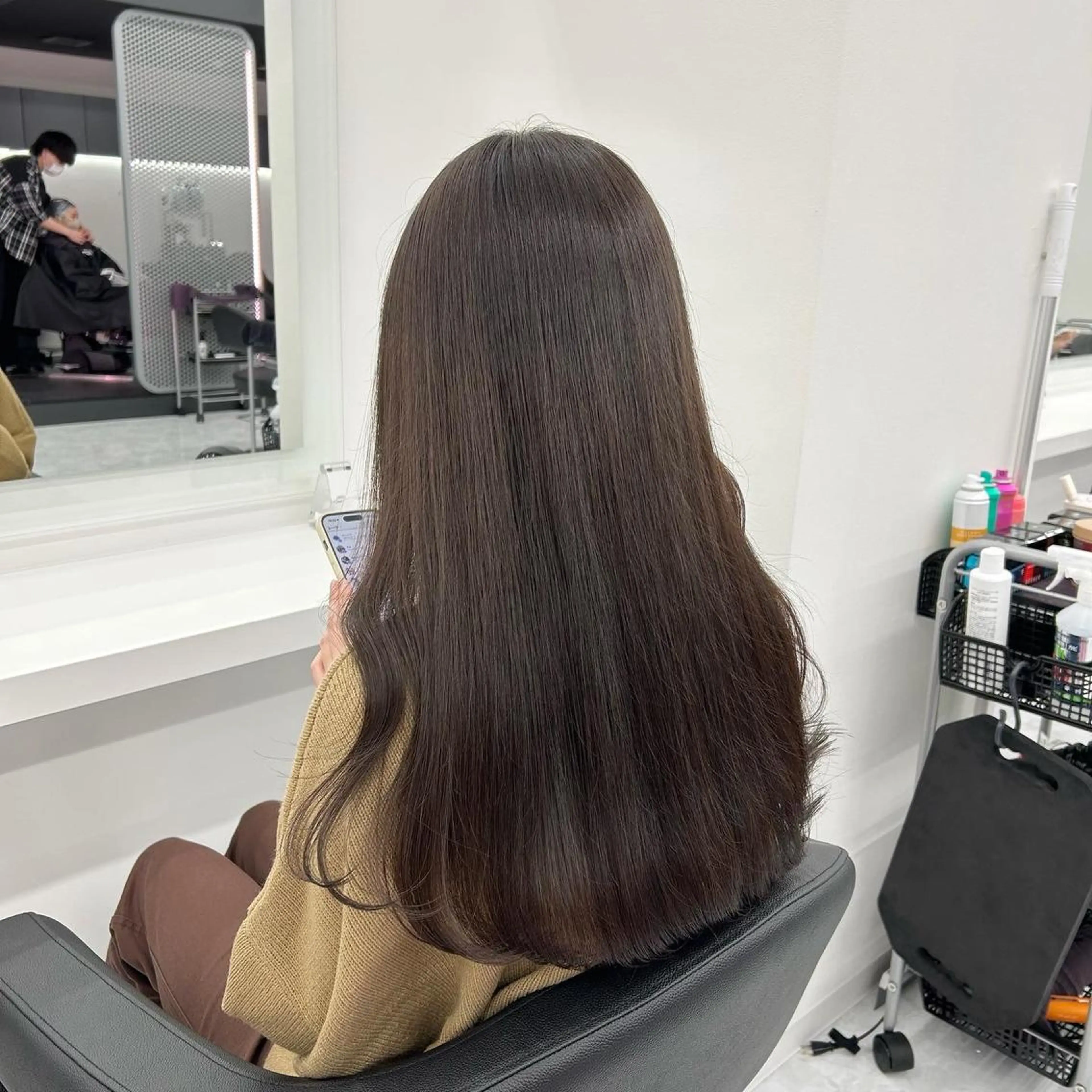 セミロング カラー ヘアアレンジ ヘアカラー トリートメント mai🍑暖色カラー /レイヤー💖のヘアスタイル