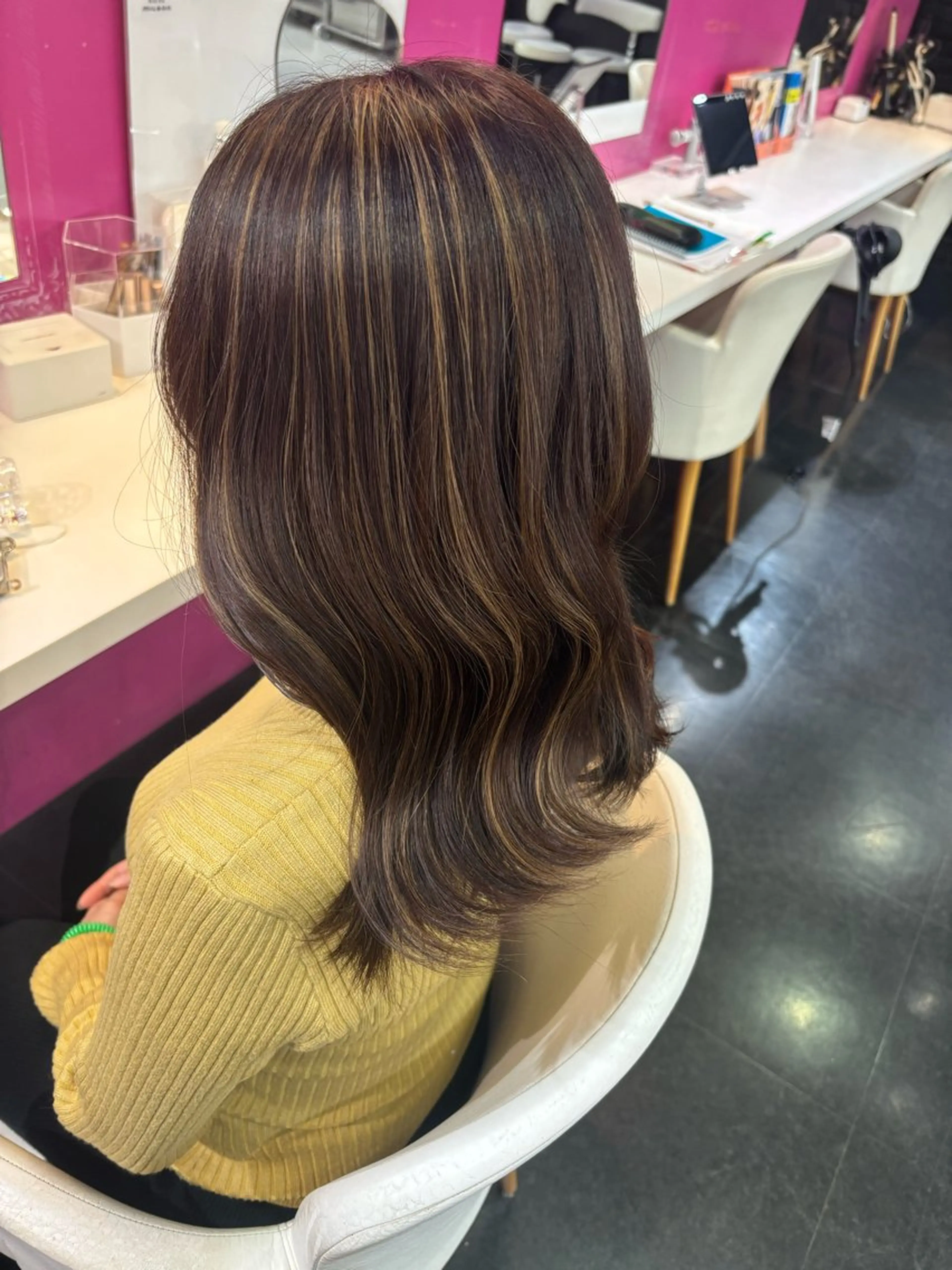 セミロング 🦕K-two/ シノハラナルミ🦕のヘアスタイル