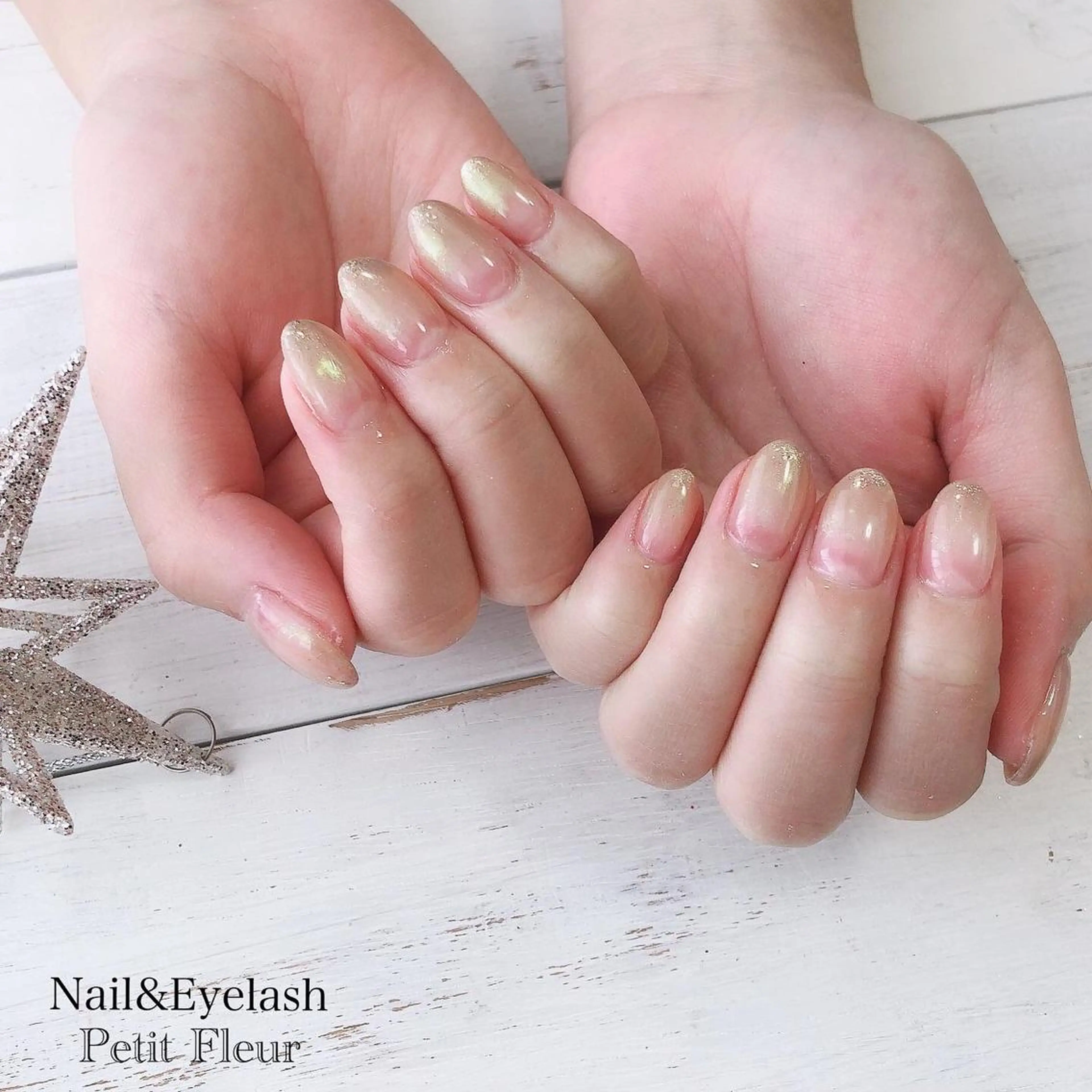 ネイル Petit Fleur所属・青柳 亜梨奈のマツエク・マツパデザイン