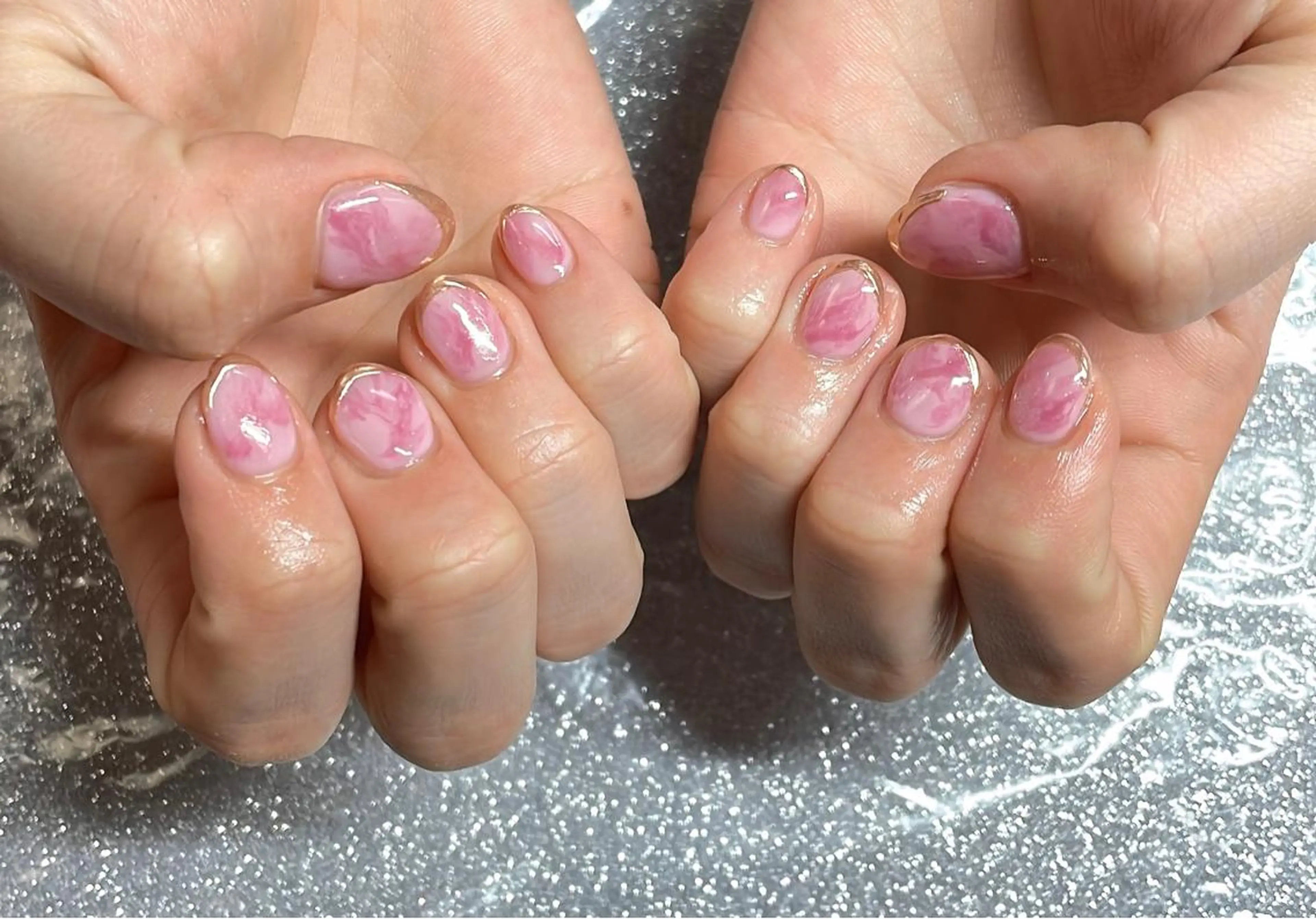 ネイル ハンドネイル VIERU 🌈🎀💖のネイルデザイン