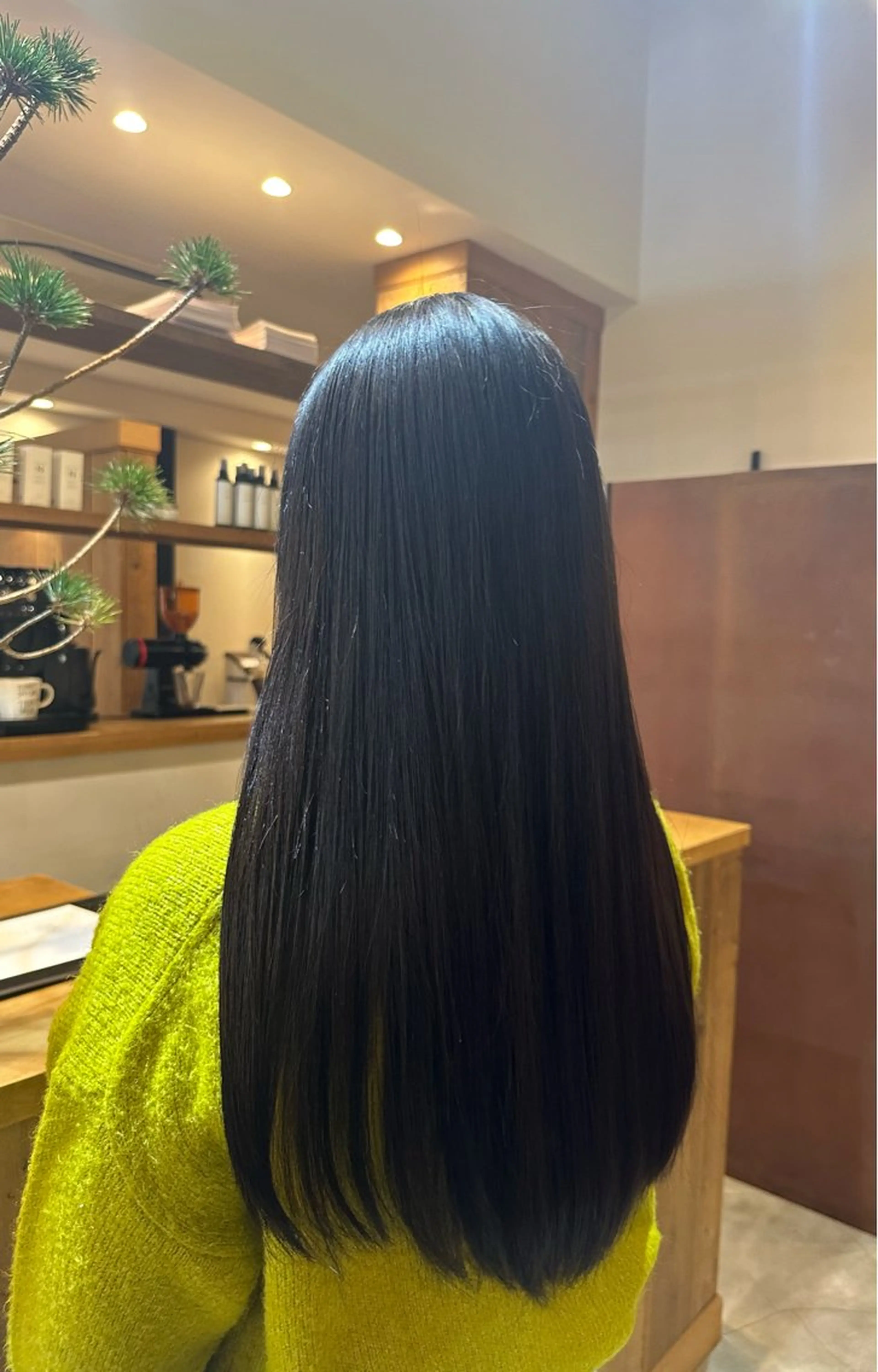 ロング カラー reefur マリナのヘアスタイル