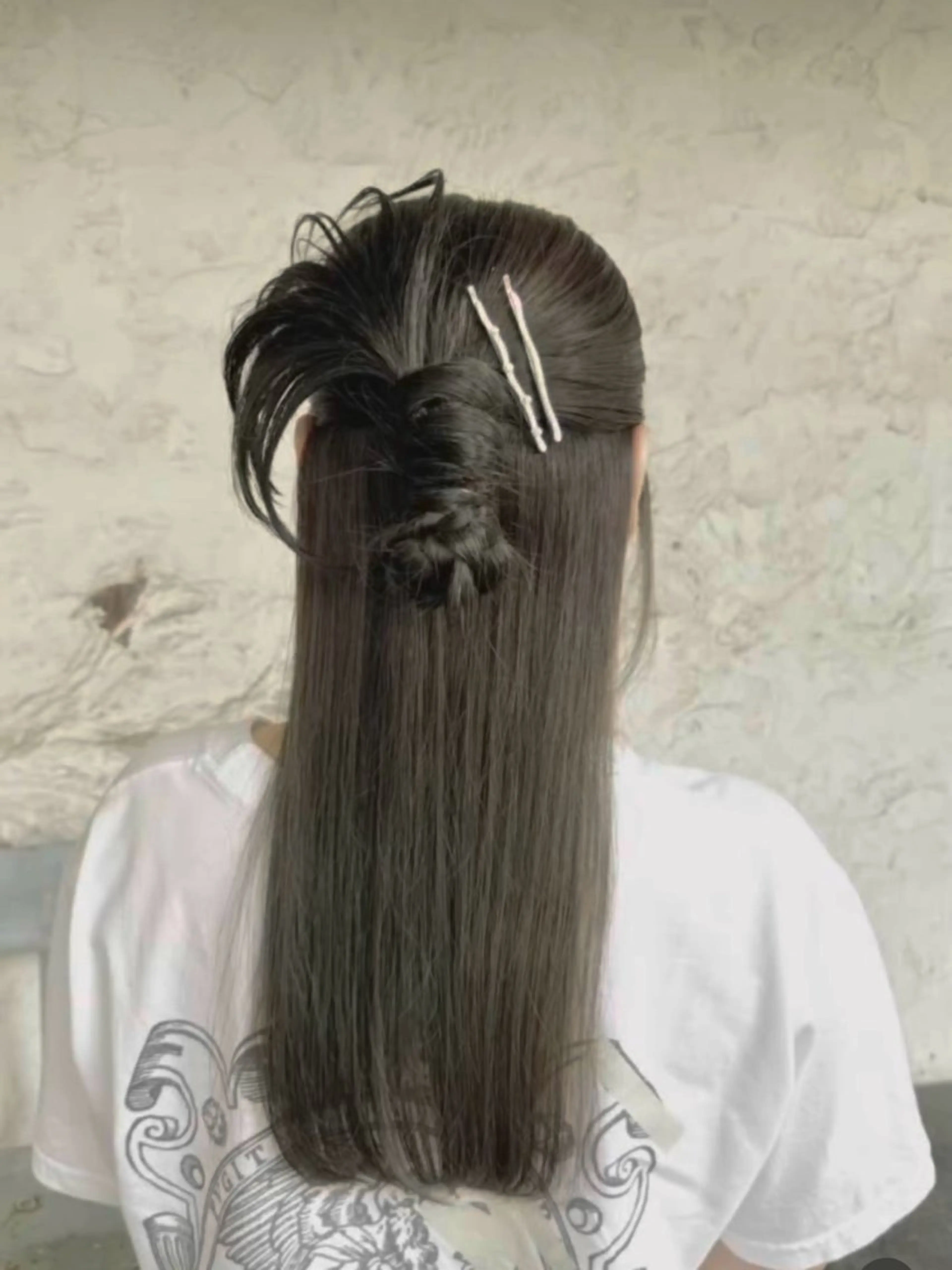 ロング 大橋 彩芽のヘアスタイル