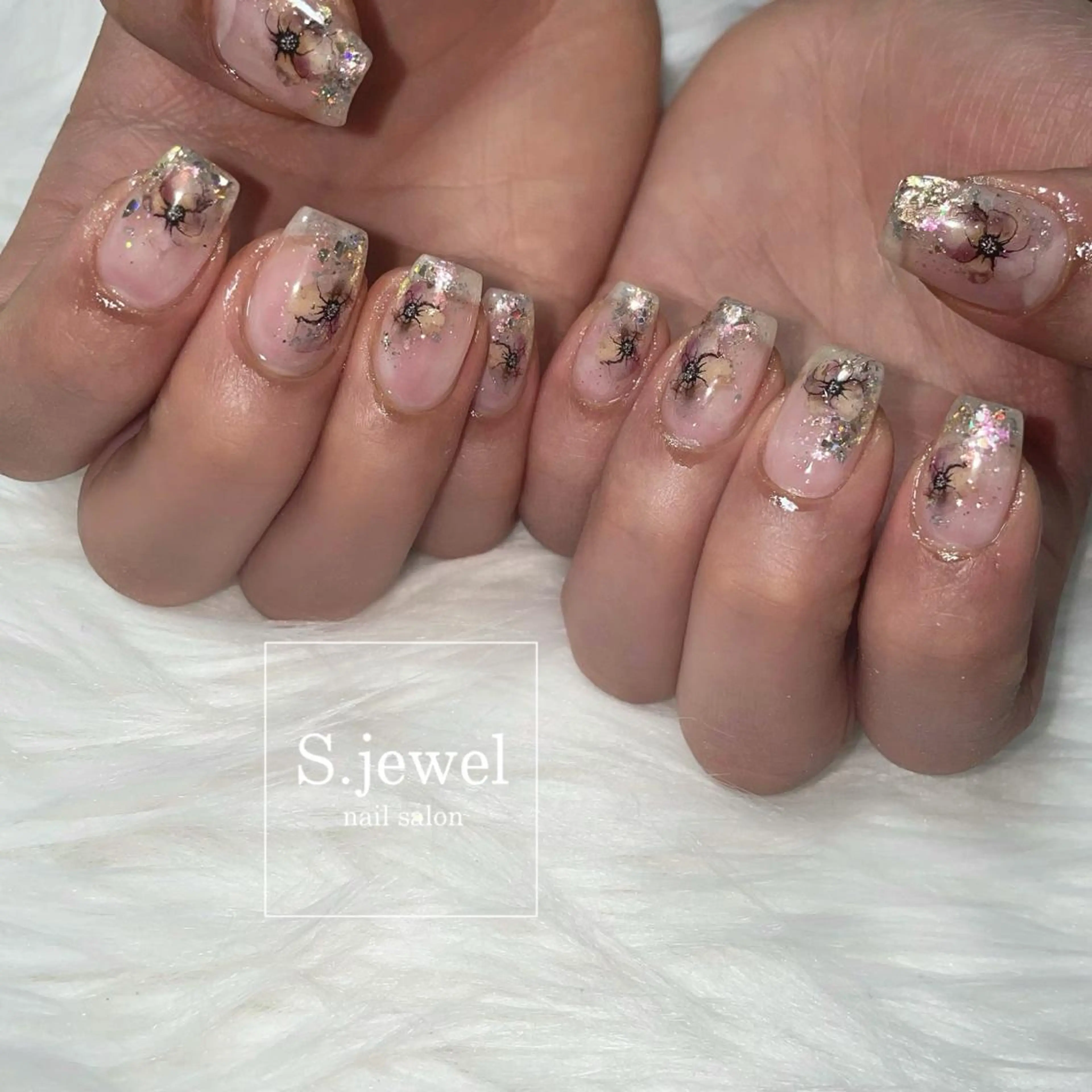 ネイル S. JEWELのネイルデザイン