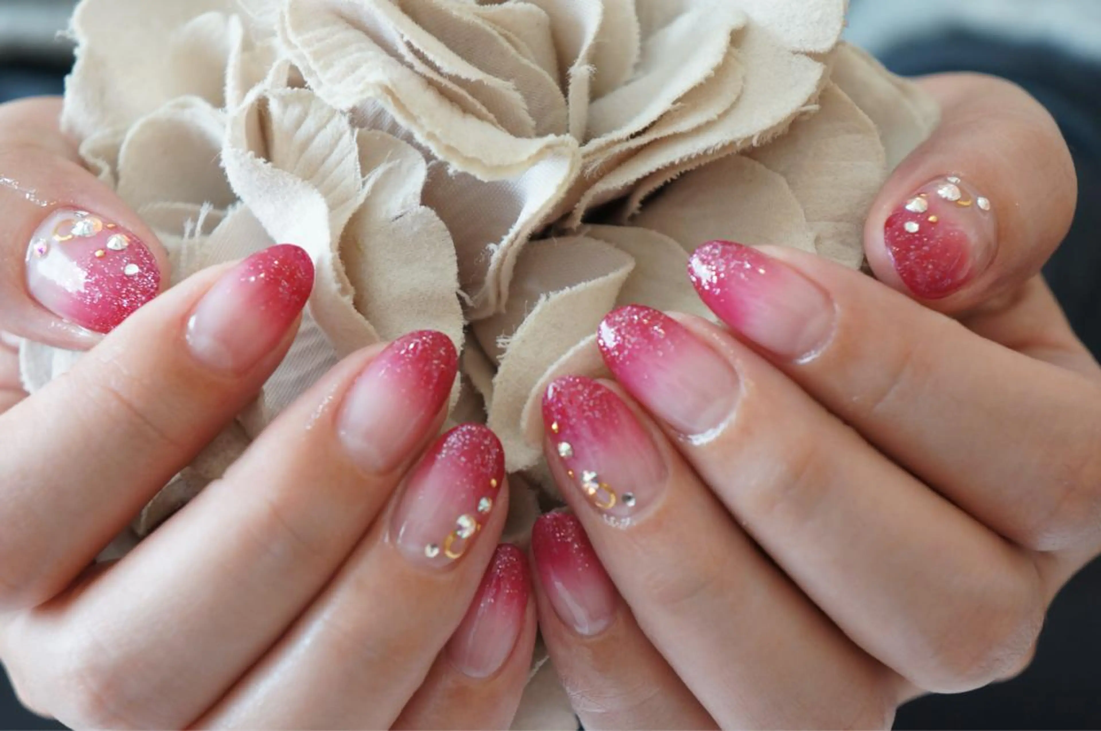 ネイル グラデーション ラメ(グリッター) ピンク BELTA NAILのネイルデザイン