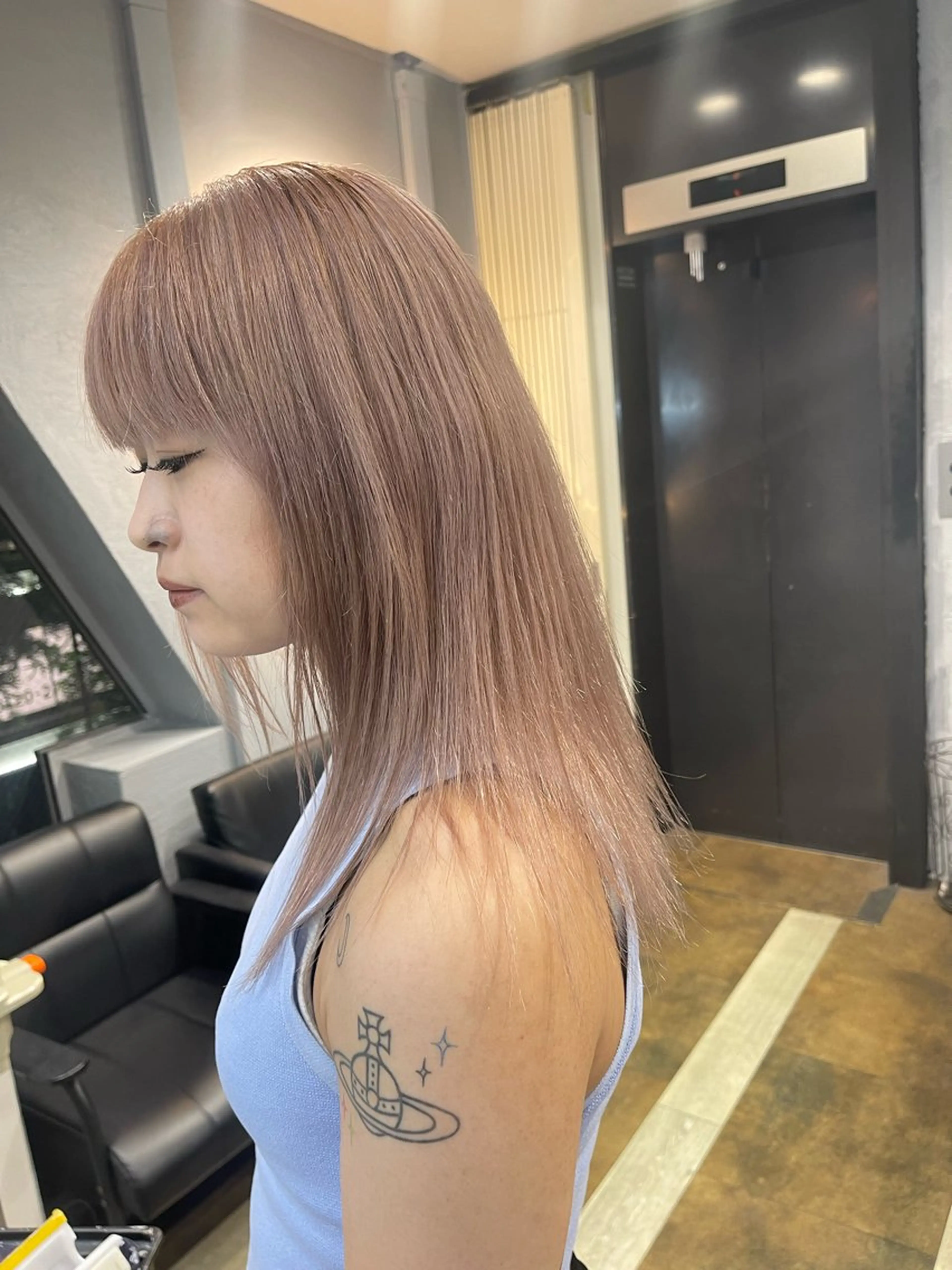 セミロング カラー ヘアカラー トリートメント TATSUブリーチ/ ミルクティーベージュのヘアスタイル