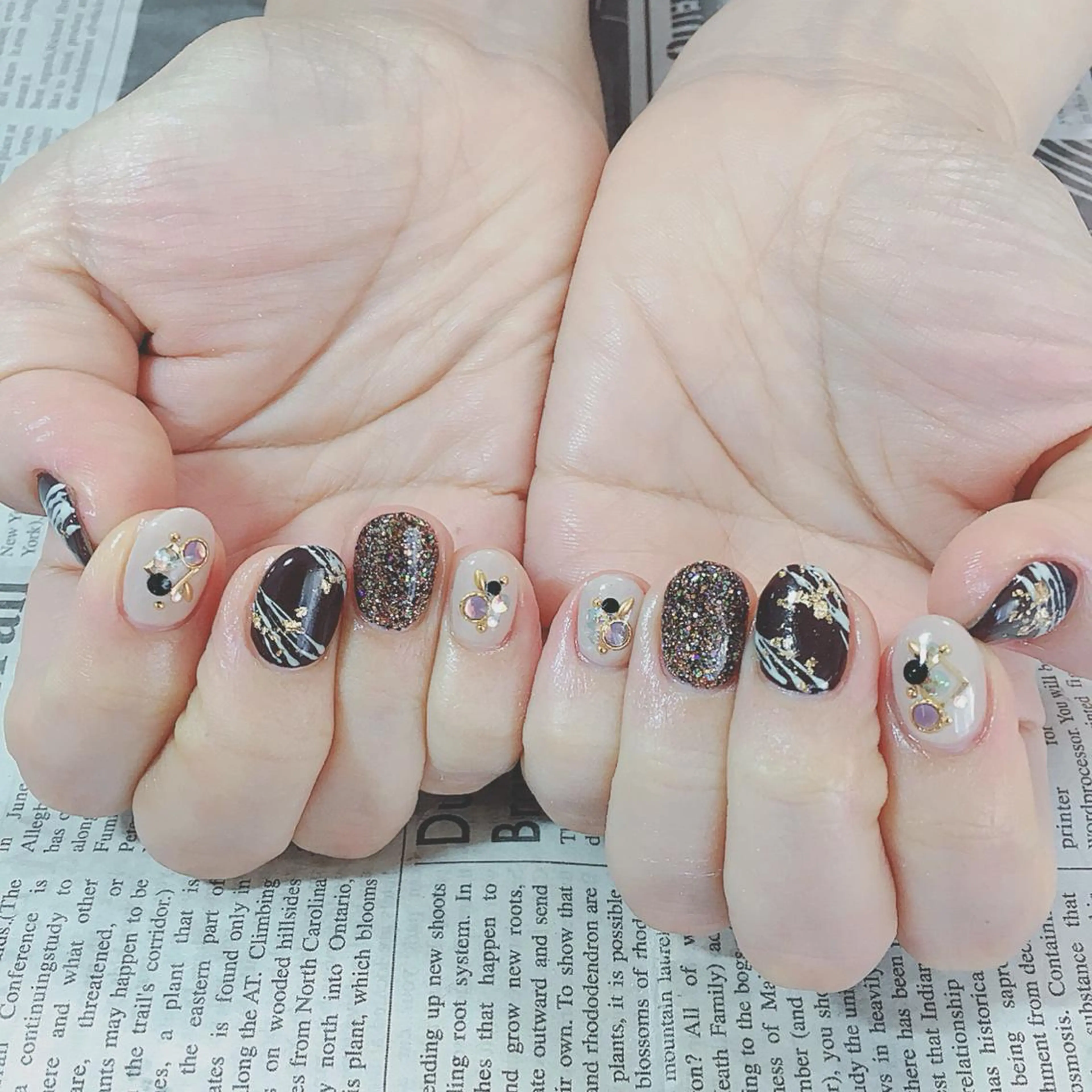 ネイル ハンドネイル ハンドケア 森山 舞のネイルデザイン