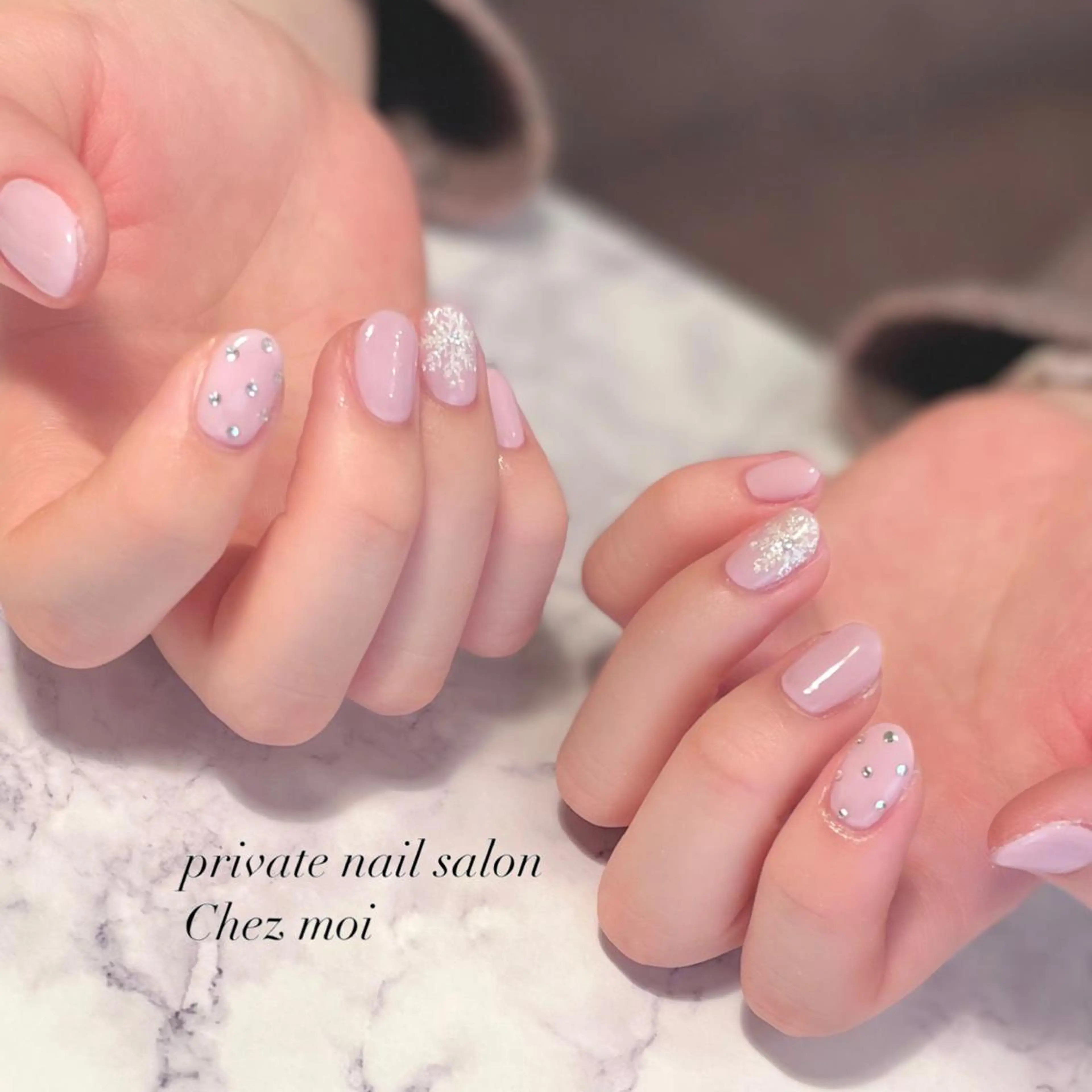 ネイル KOMINE TOMOKOのネイルデザイン