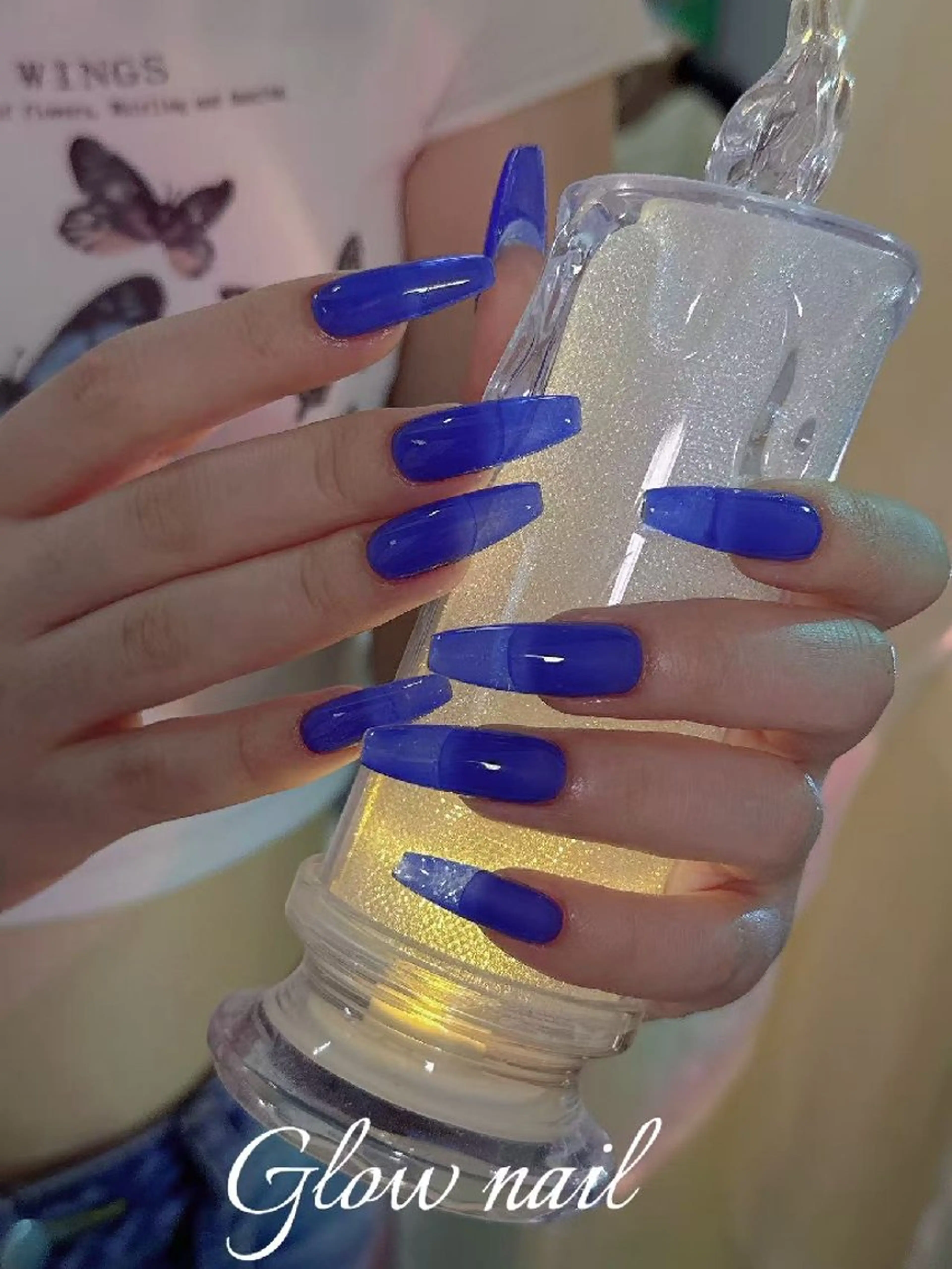 ネイル グロー ネイルのネイルデザイン